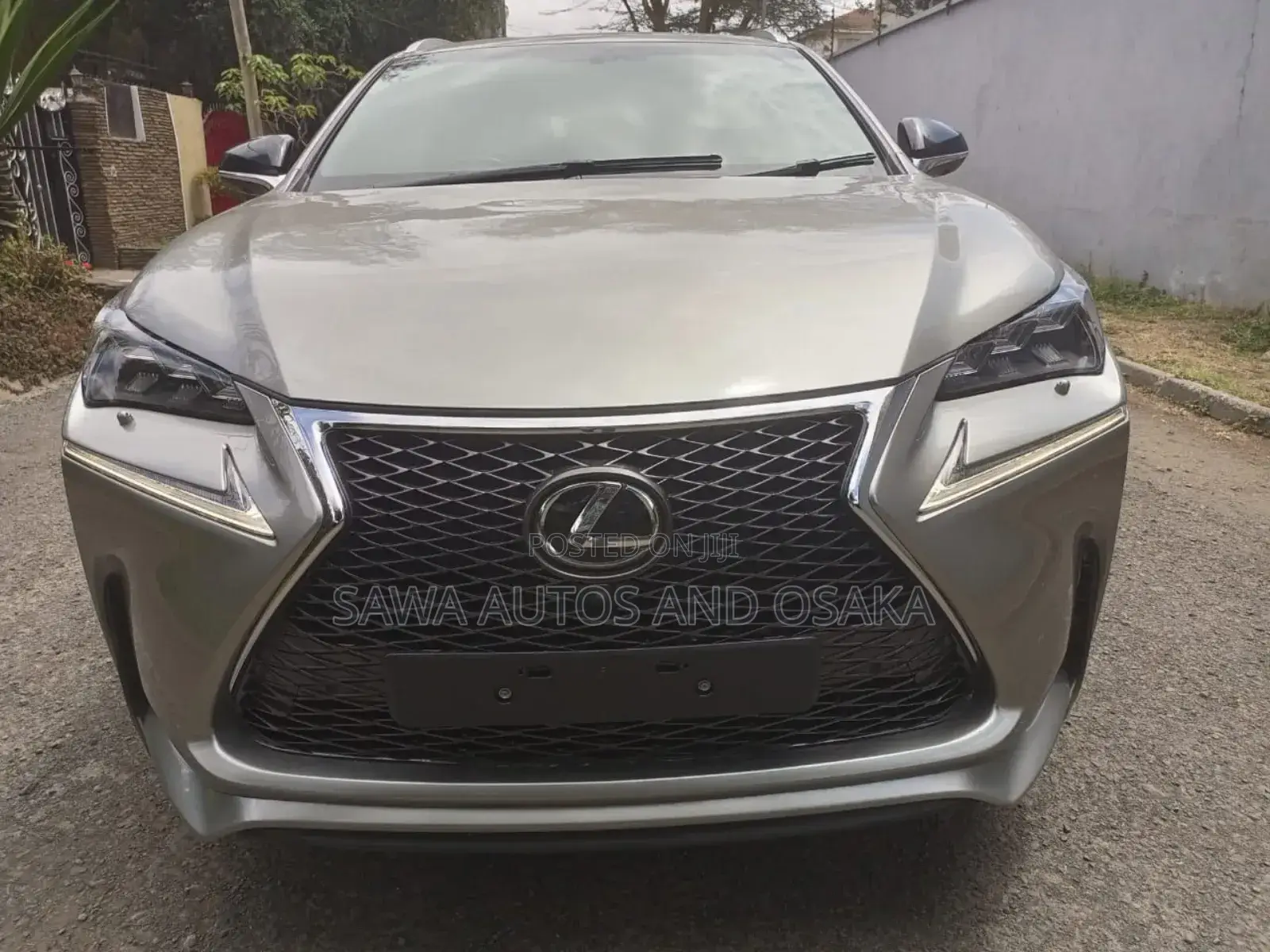 Lexus NX 2017 Gold