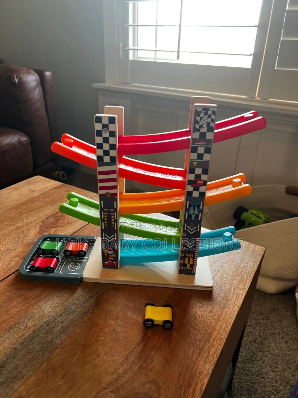 Wooden Car Ramp Racer Toy With 7 Cars – Montessori