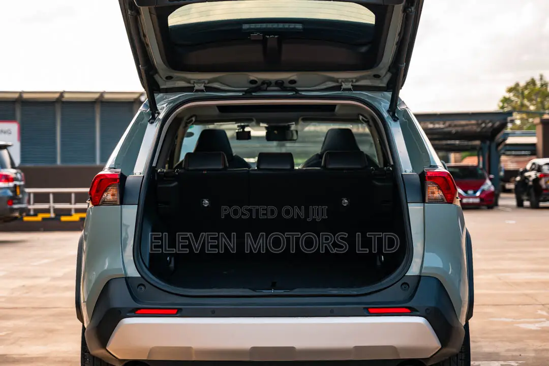 Toyota RAV4 Adventure 2019 Green