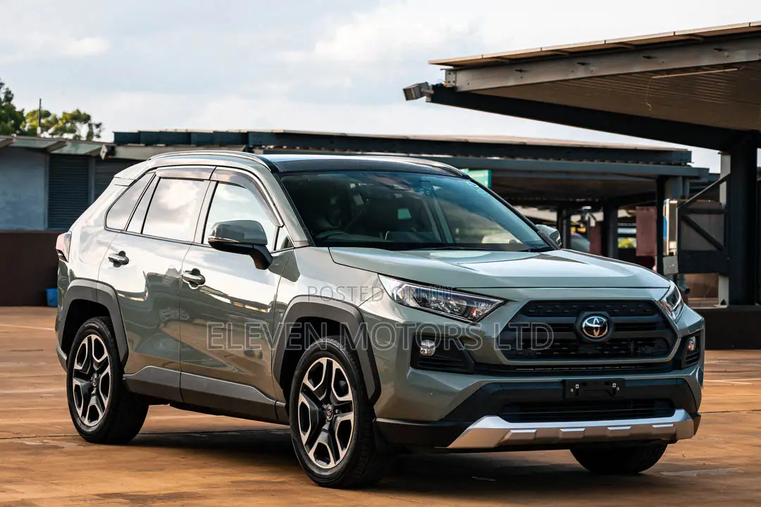 Toyota RAV4 Adventure 2019 Green
