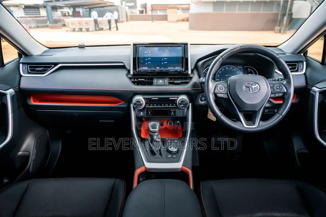 Toyota RAV4 Adventure 2019 Green