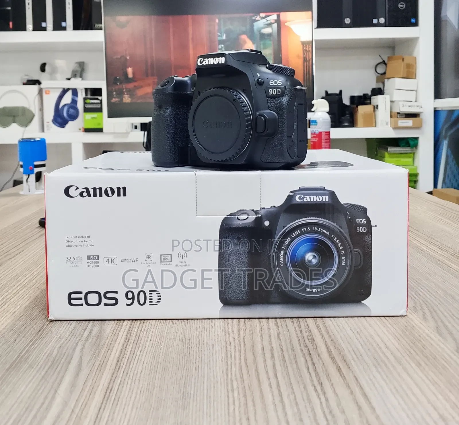 Canon Eos 90d( Body) Slightly Used.