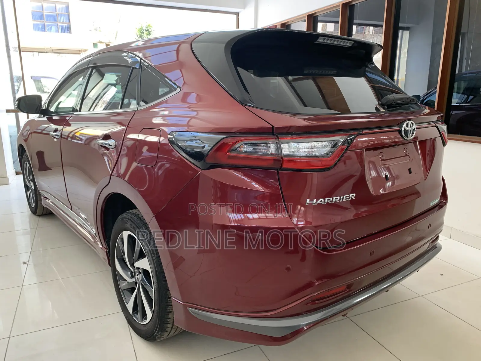 Toyota Harrier 2.0 4WD 2018 Maroon