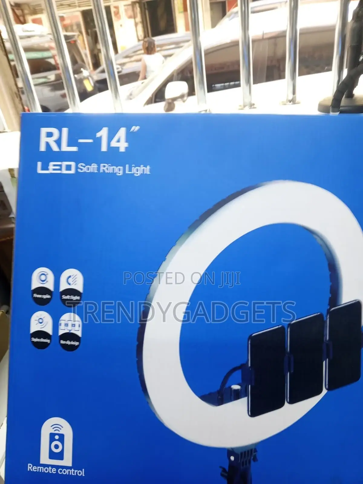 14-Inch Rl-14 Ring Light With Stand, Remote Phone Holders