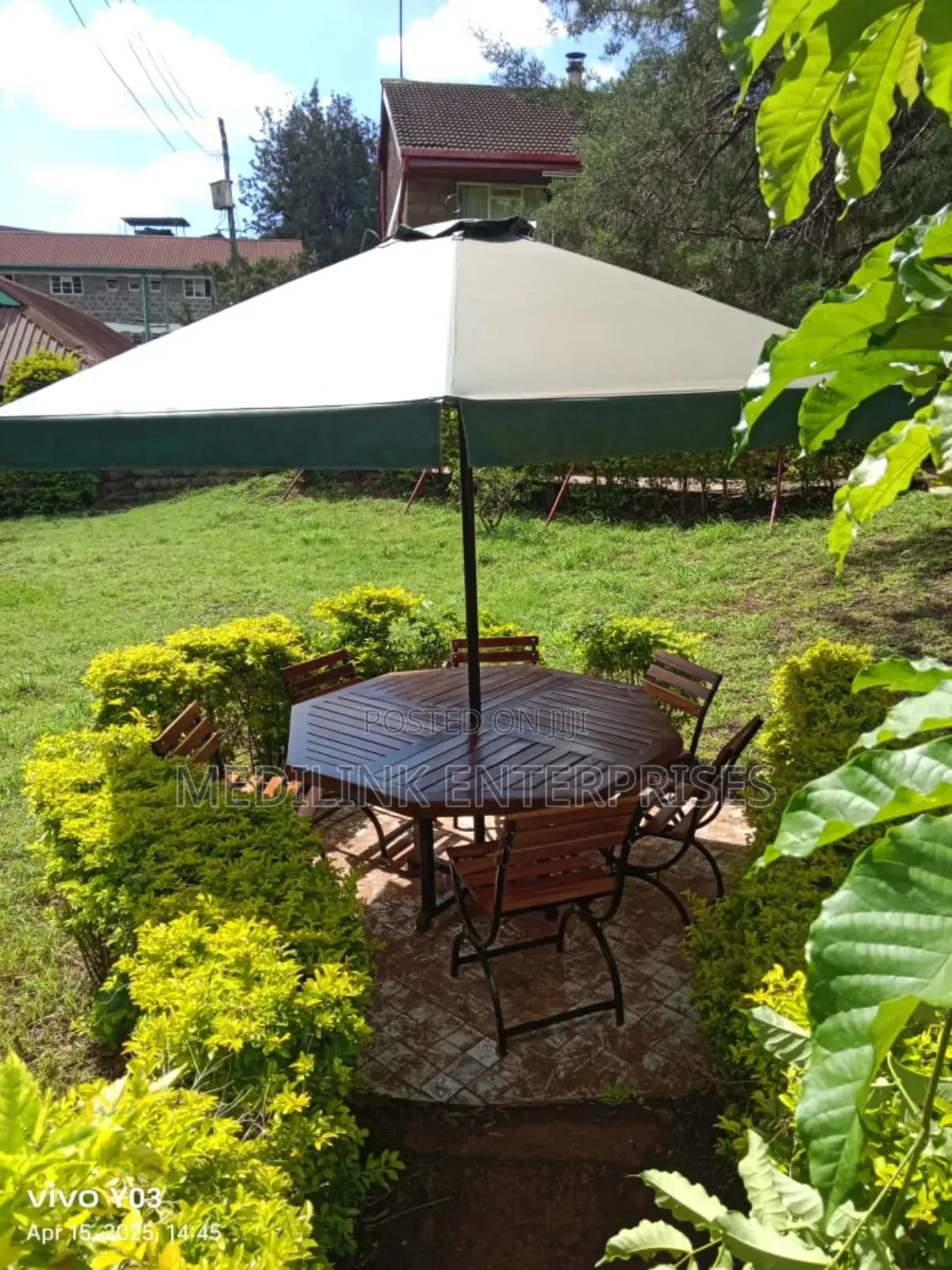 Outdoor Table Octagonal 6-Seater Outdoor