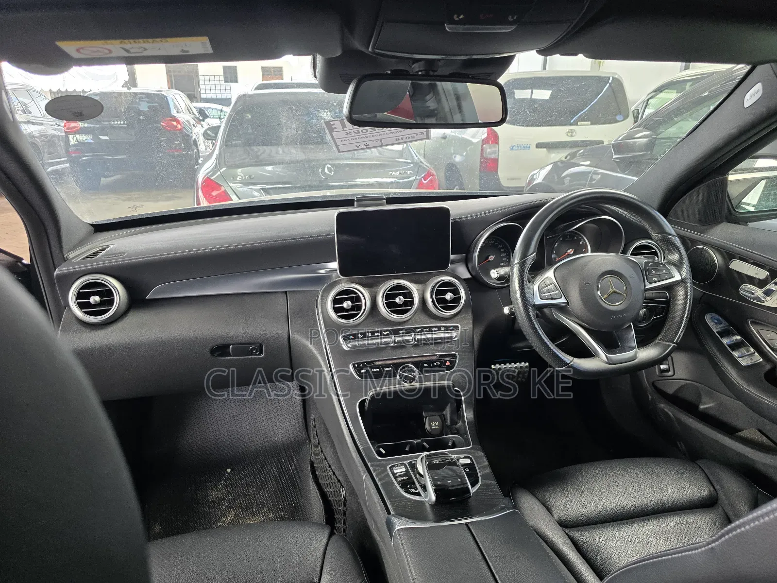 Mercedes-Benz C200 2019 Black