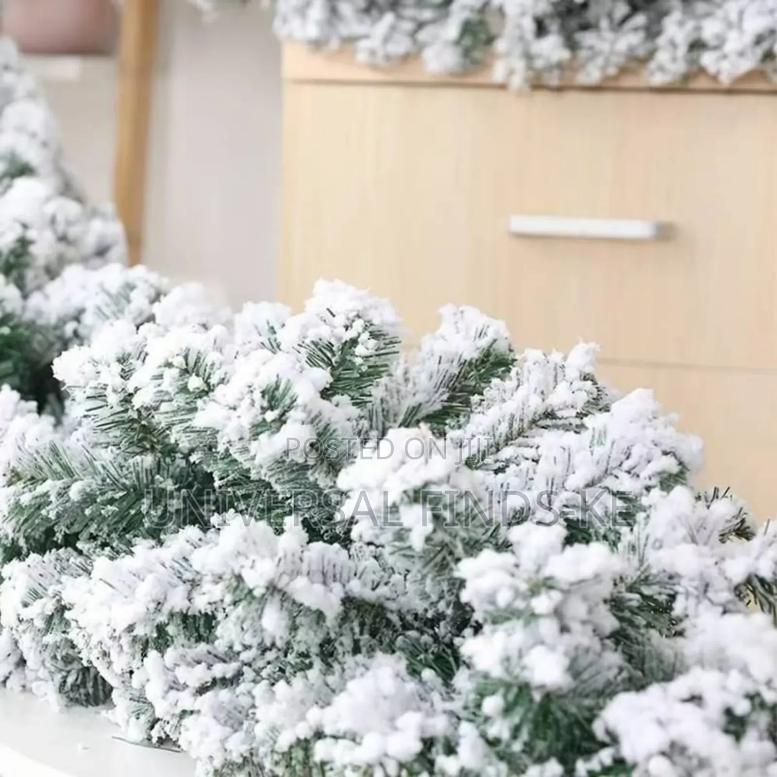 Snow Flocking Christmas Pine Garland of 2.7 Meters