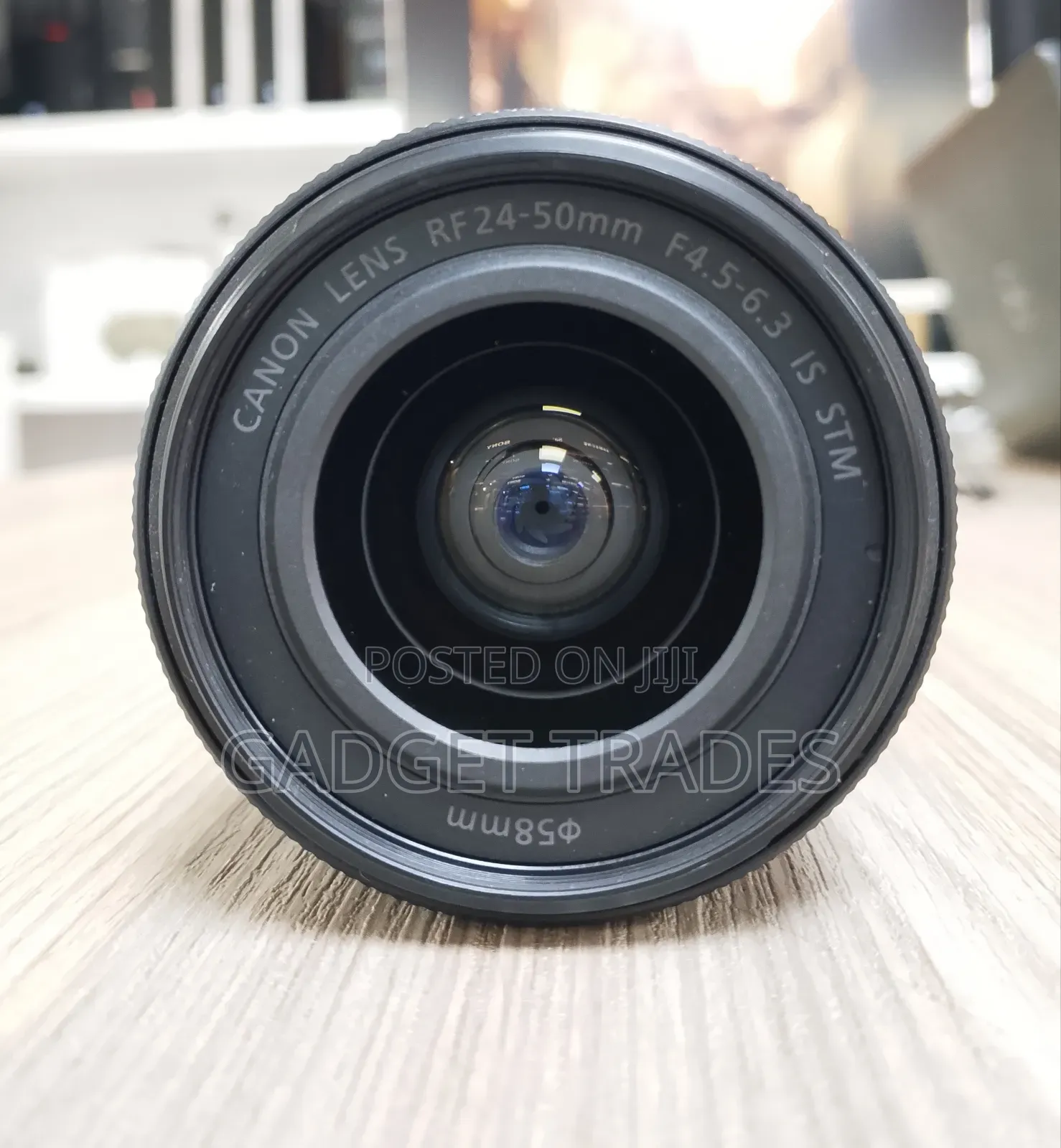 Canon Rf 24-50mm F/4.5-6.3 Is STM Lens (Canon Rf)