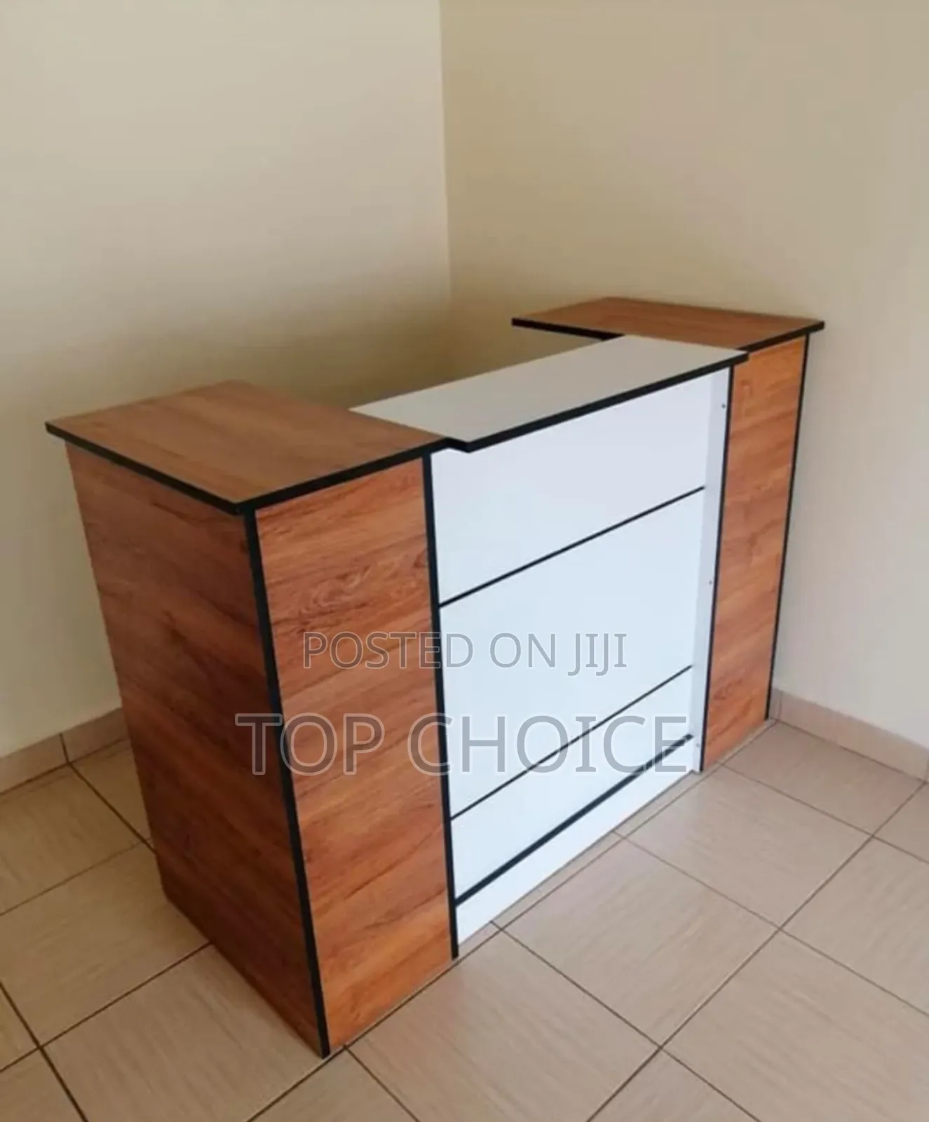 Reception Waiting Desk