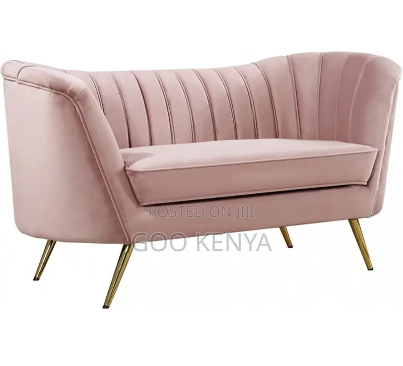 Home Sofa; Modern Pink Velvet 3-Seater Lounge Sofa for Modern Homes