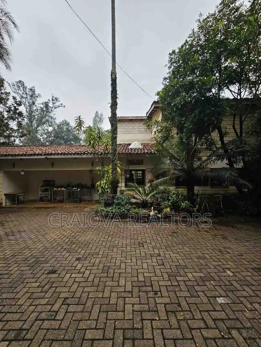 5bdrm Townhouse/Terrace in Muthaiga for sale