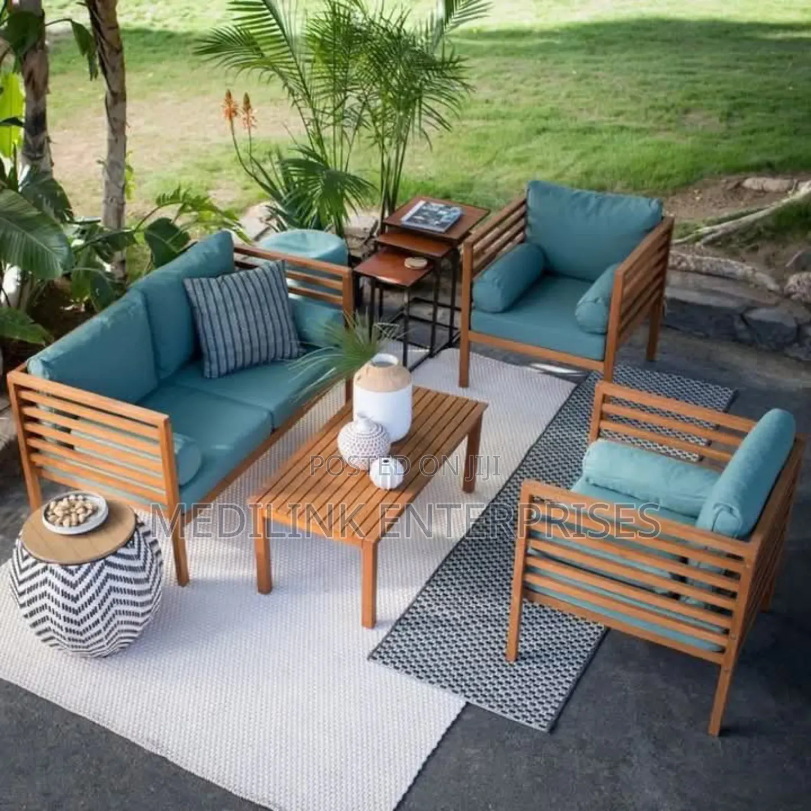 Kyv Outdoor 4-Seater Setting