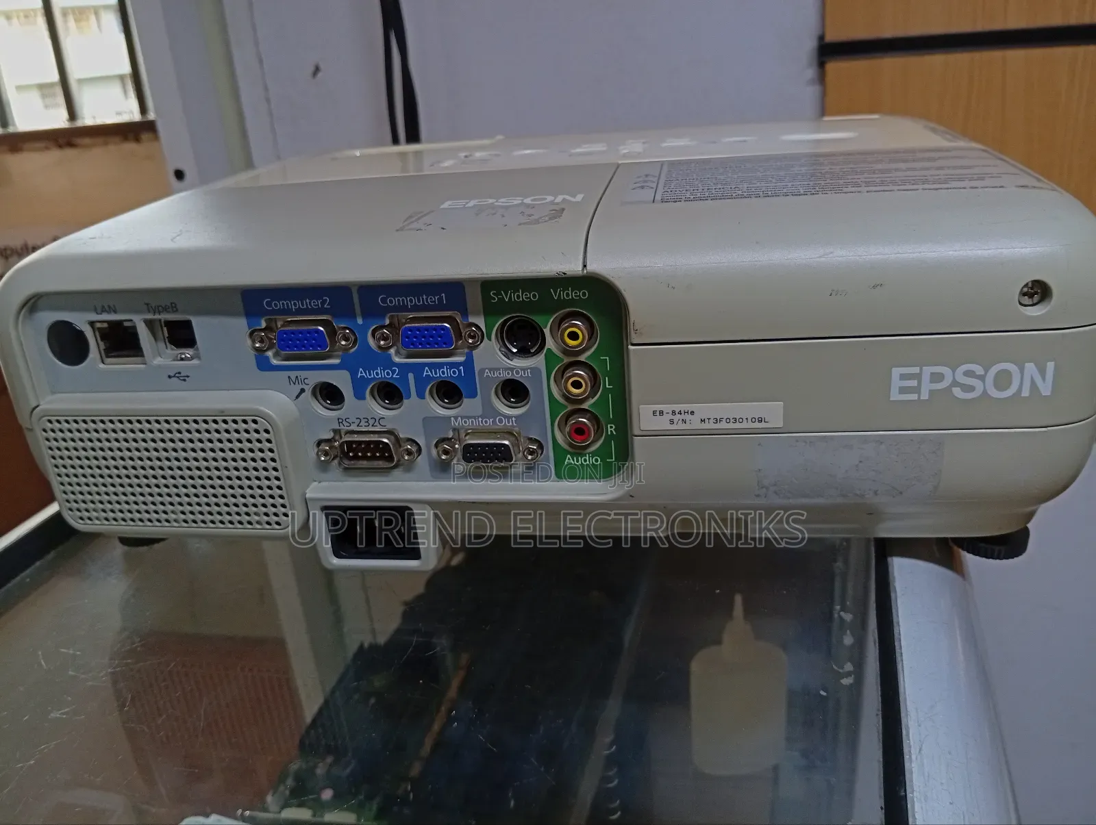 Epson Eb-84he – 2,600 Lumens of Bright, Professional Projection