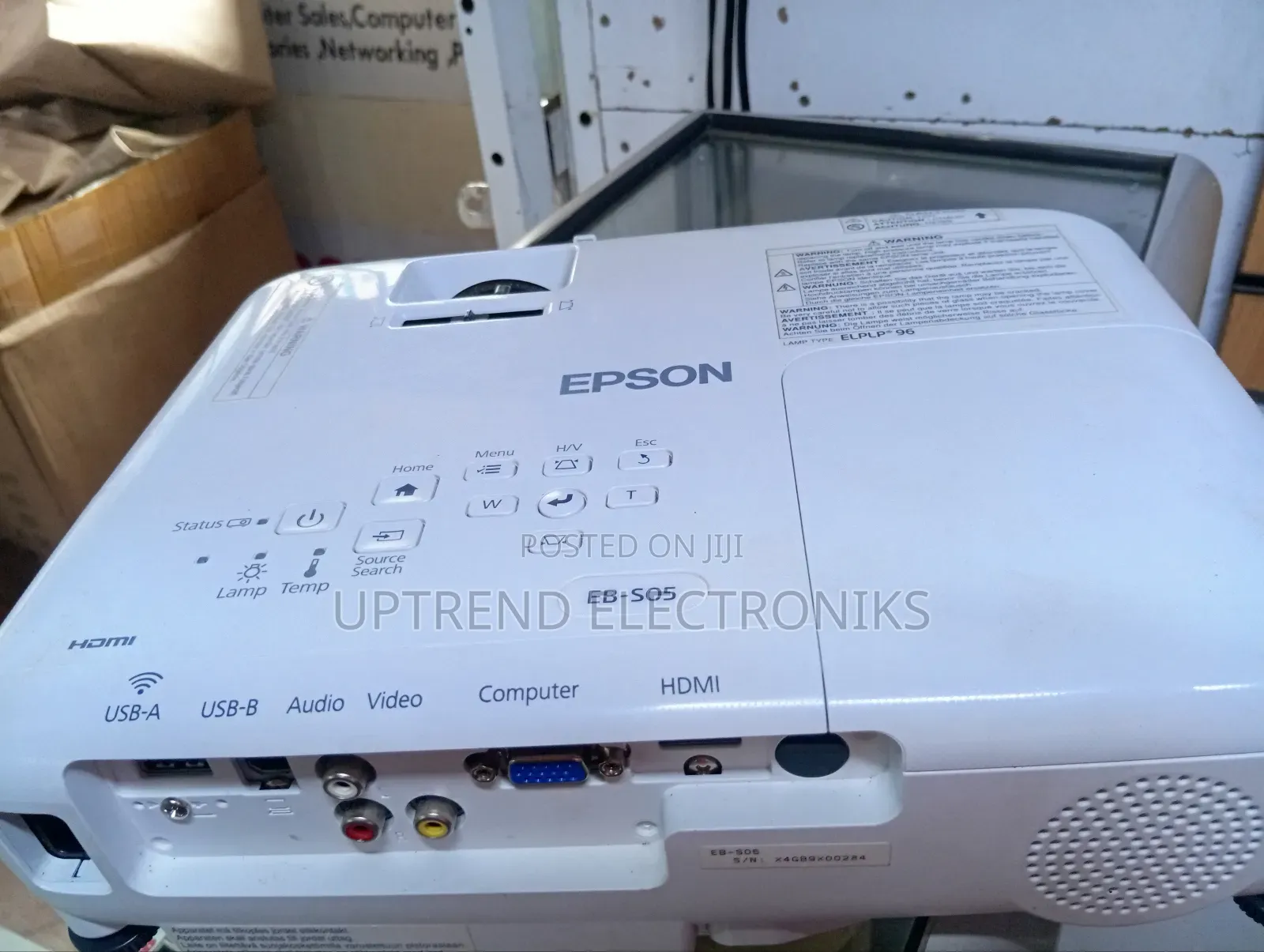 Epson Eb-S05 –Smart, Simple Powerful for Presentations That Stand Out