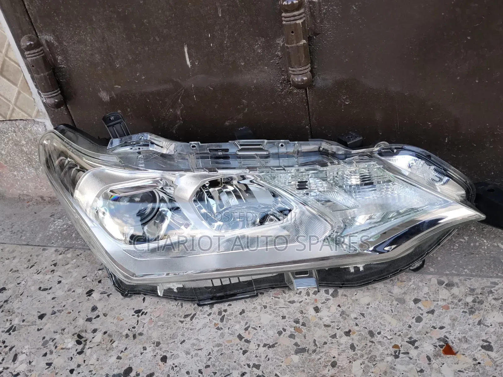 Fielder 150/160 Ex Japan Xenon  Headlights