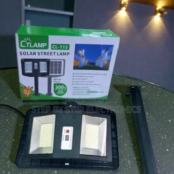 Long-Lasting Ctlamp 300w Double-Sided Motion Sensor Solar Street Light