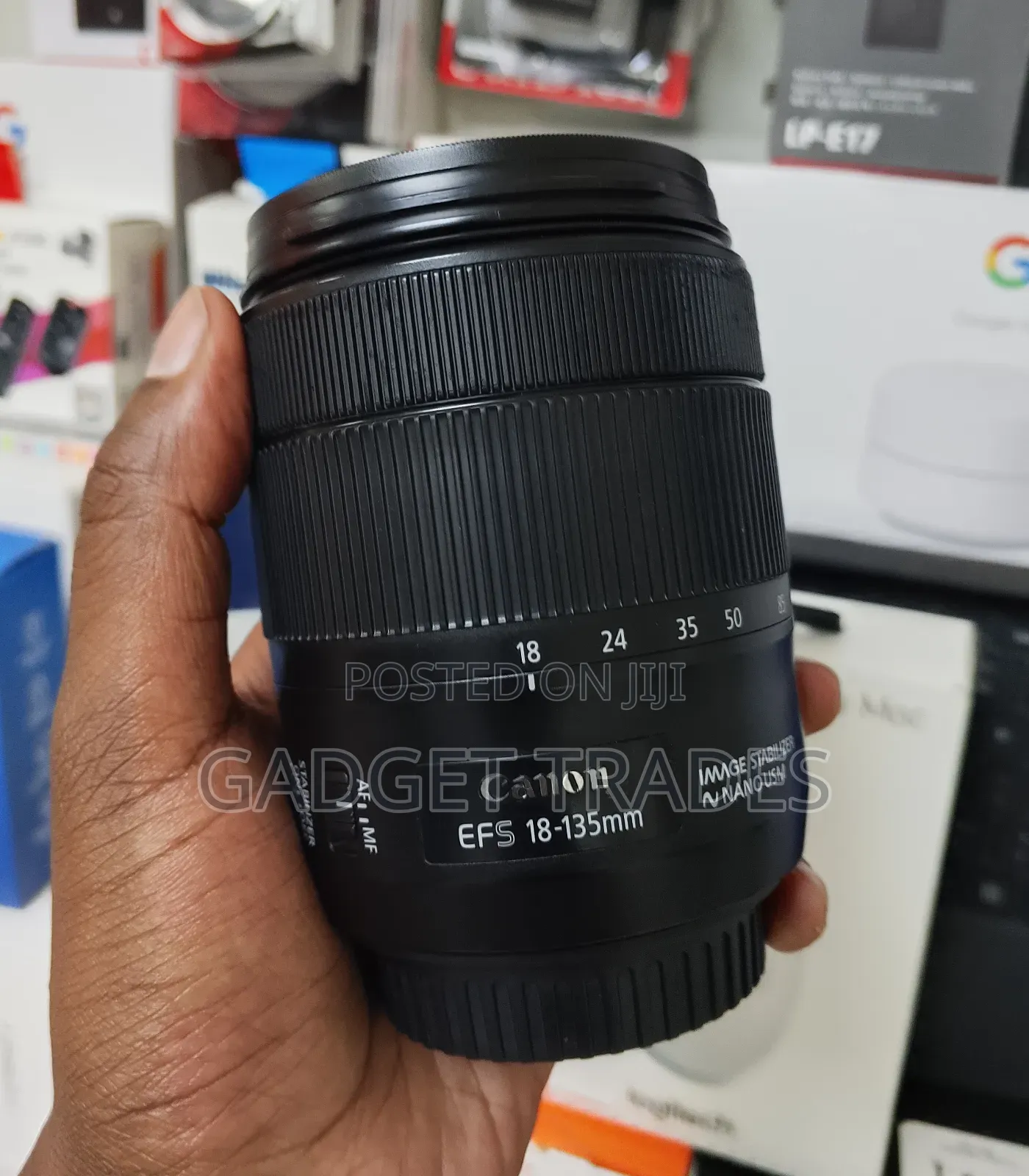 Canon Ef-S 18-135mm F/3.5-5.6 Is Usm Lens(Nano)