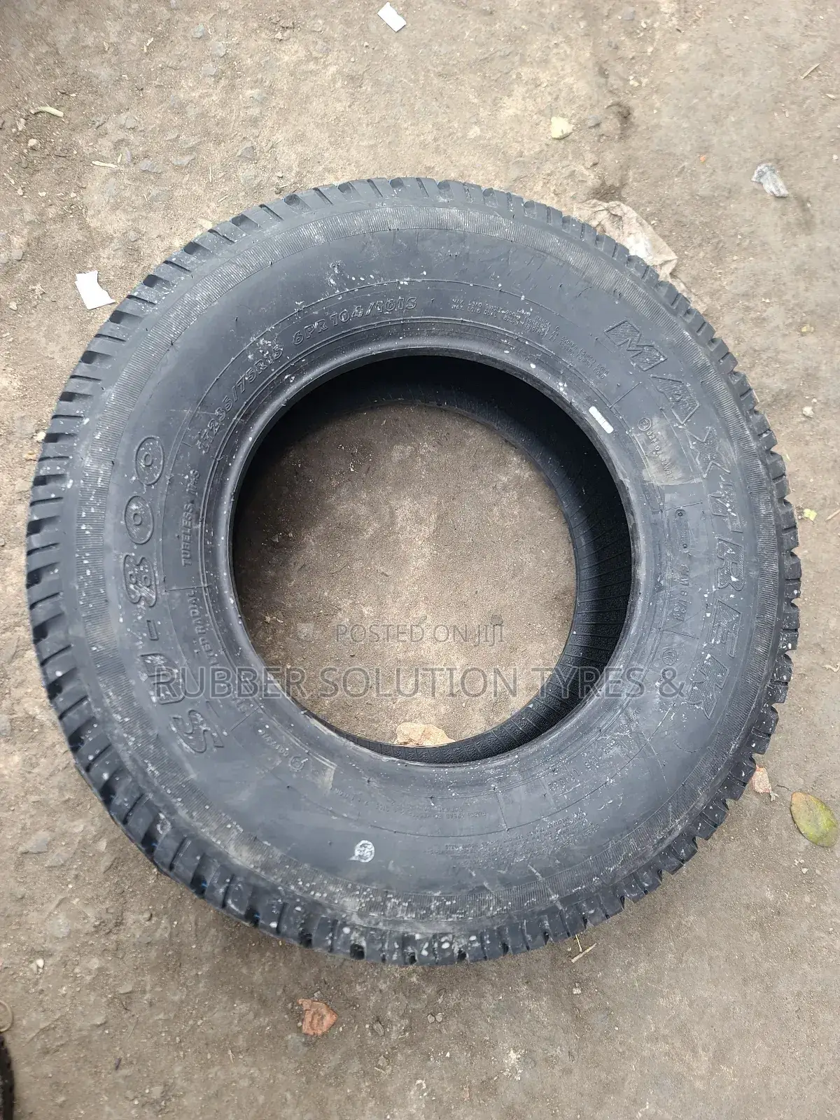 235/75r15 Maxtrek Tyres Su-800 [All-Terrrain ]