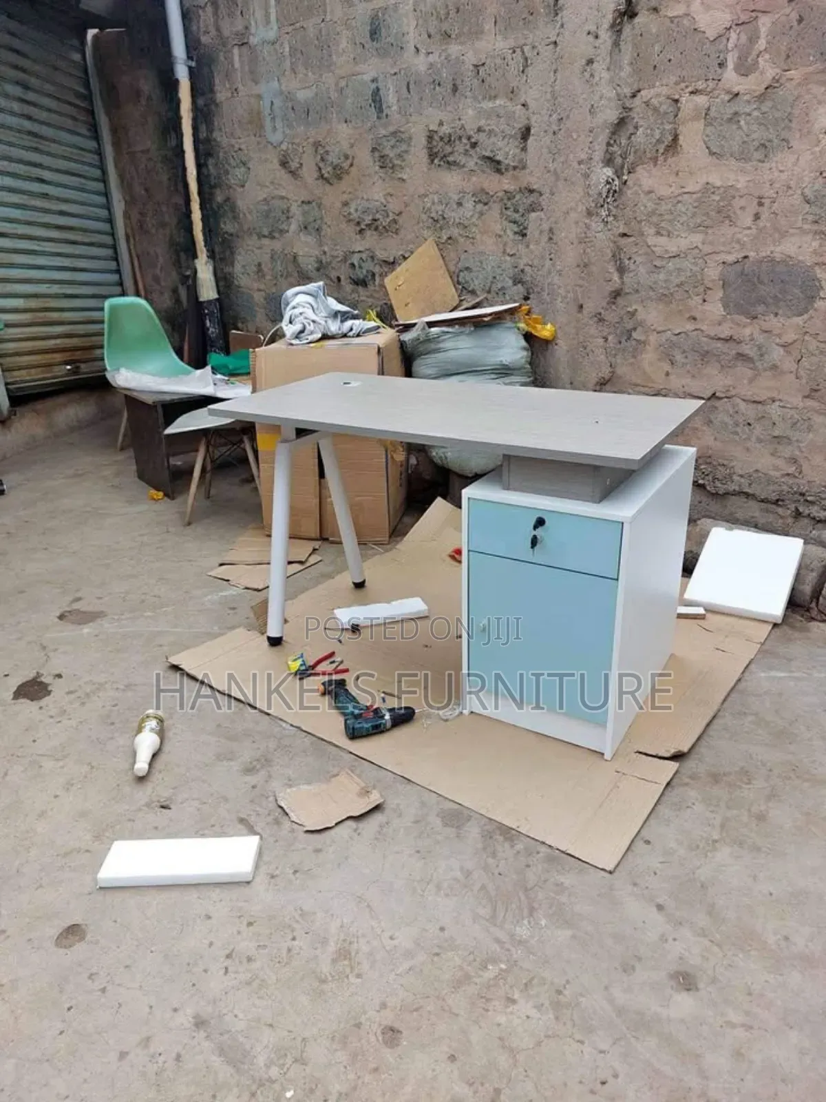 Modern Working Office Desk – Sleek Functional