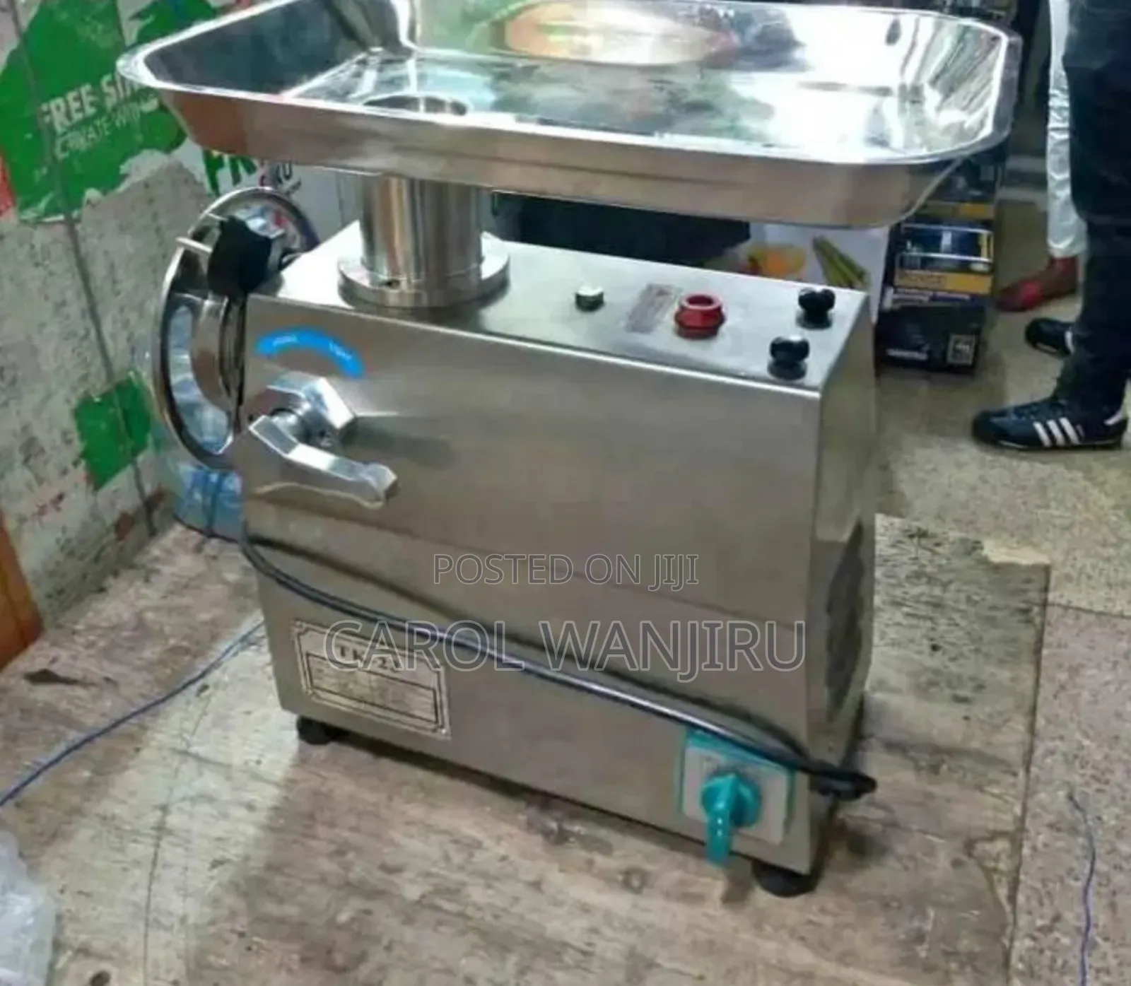 Heavy Duty M22 Meat Mincer With Reverse