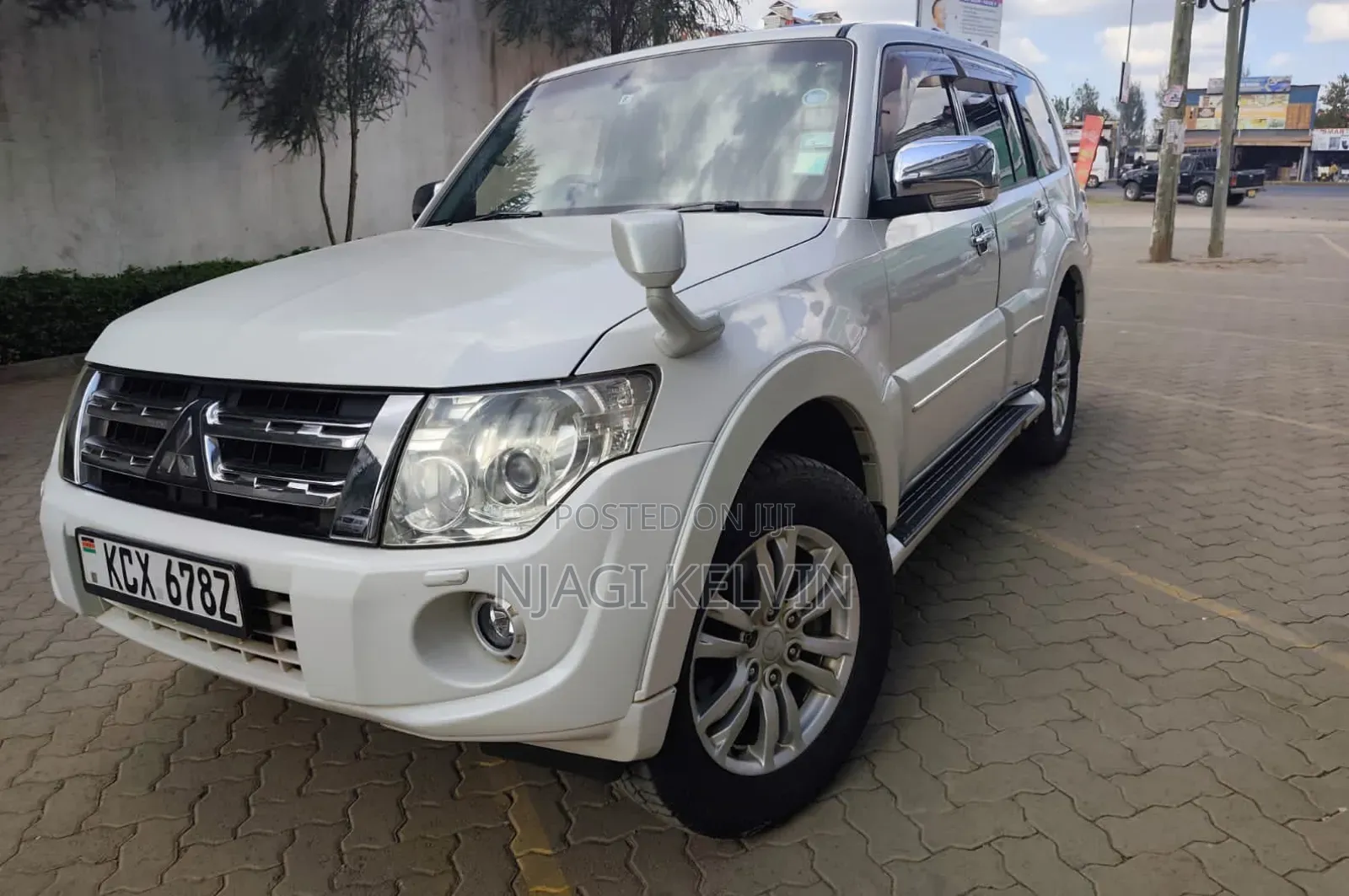Mitsubishi Pajero 3.2 Di-Dc GLS 2012 White
