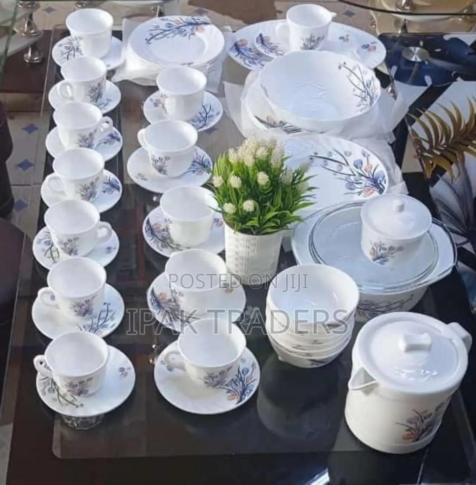 Restocked 
58pcs Ceramic Dinnerset*