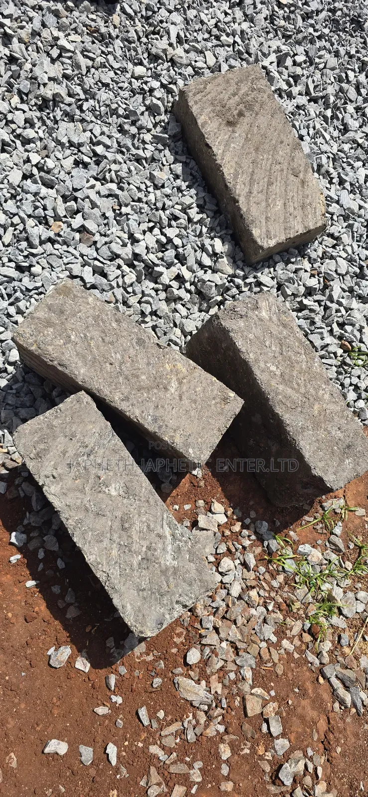 Ndarugo Machine-cut Stones