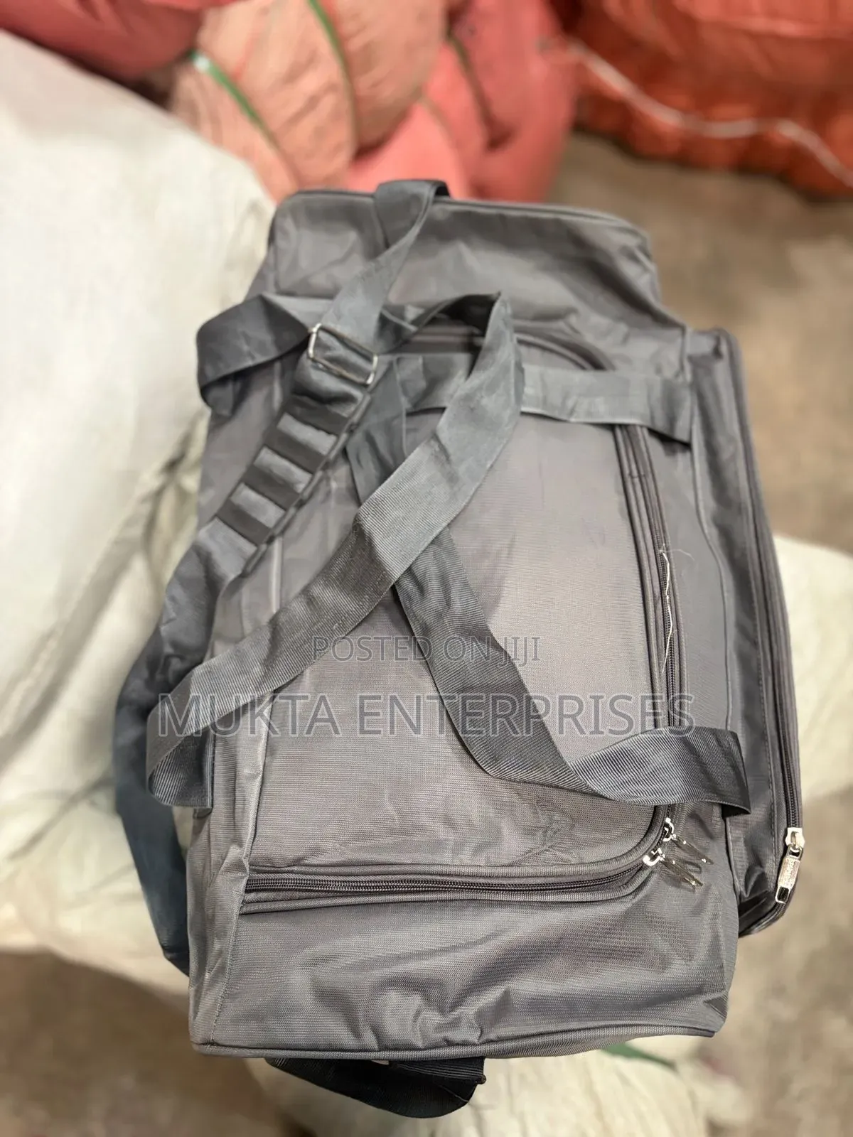 Travelling Bag Jecard 24"