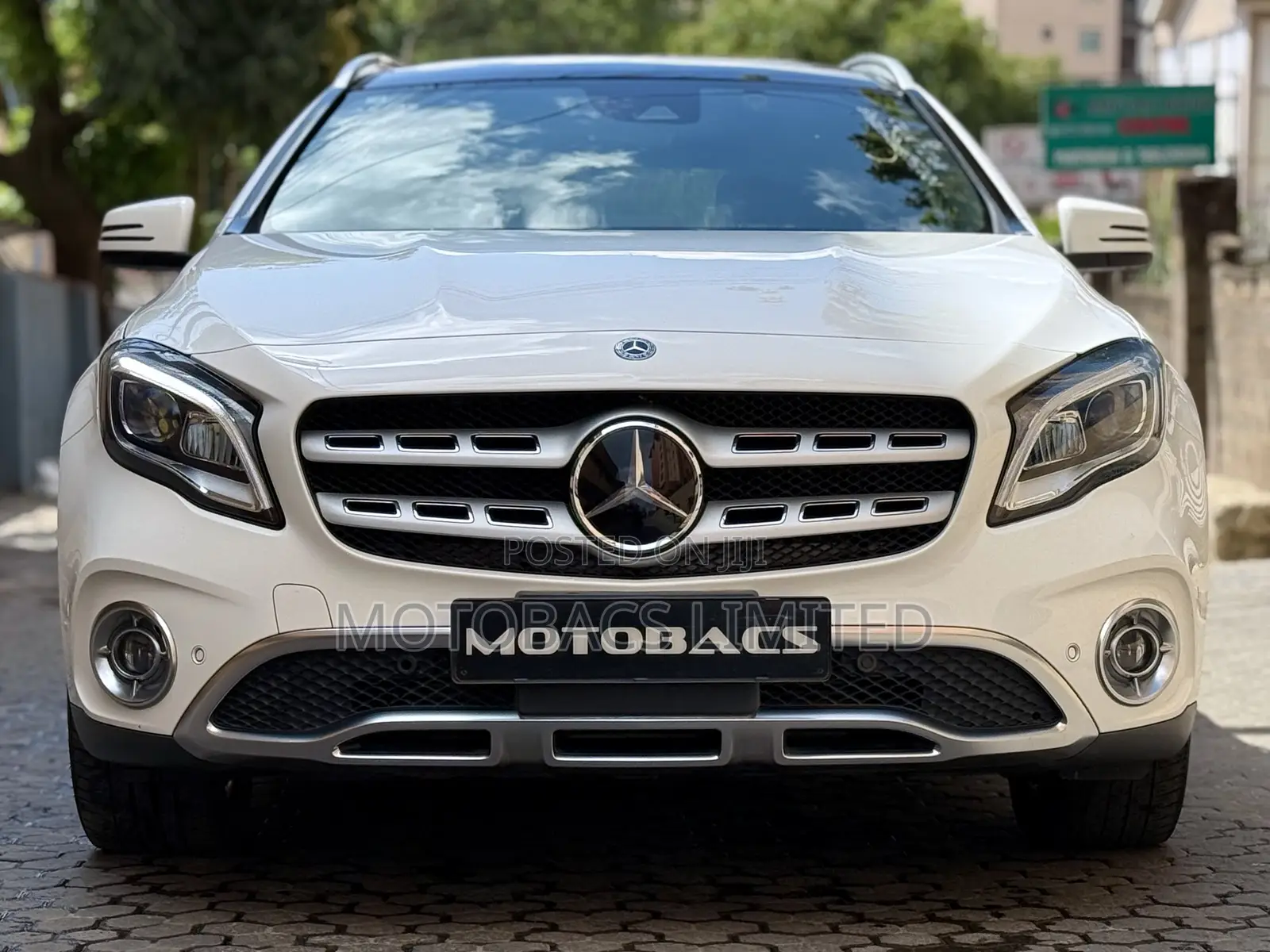 Mercedes-Benz GLA-Class 2018 Pearl
