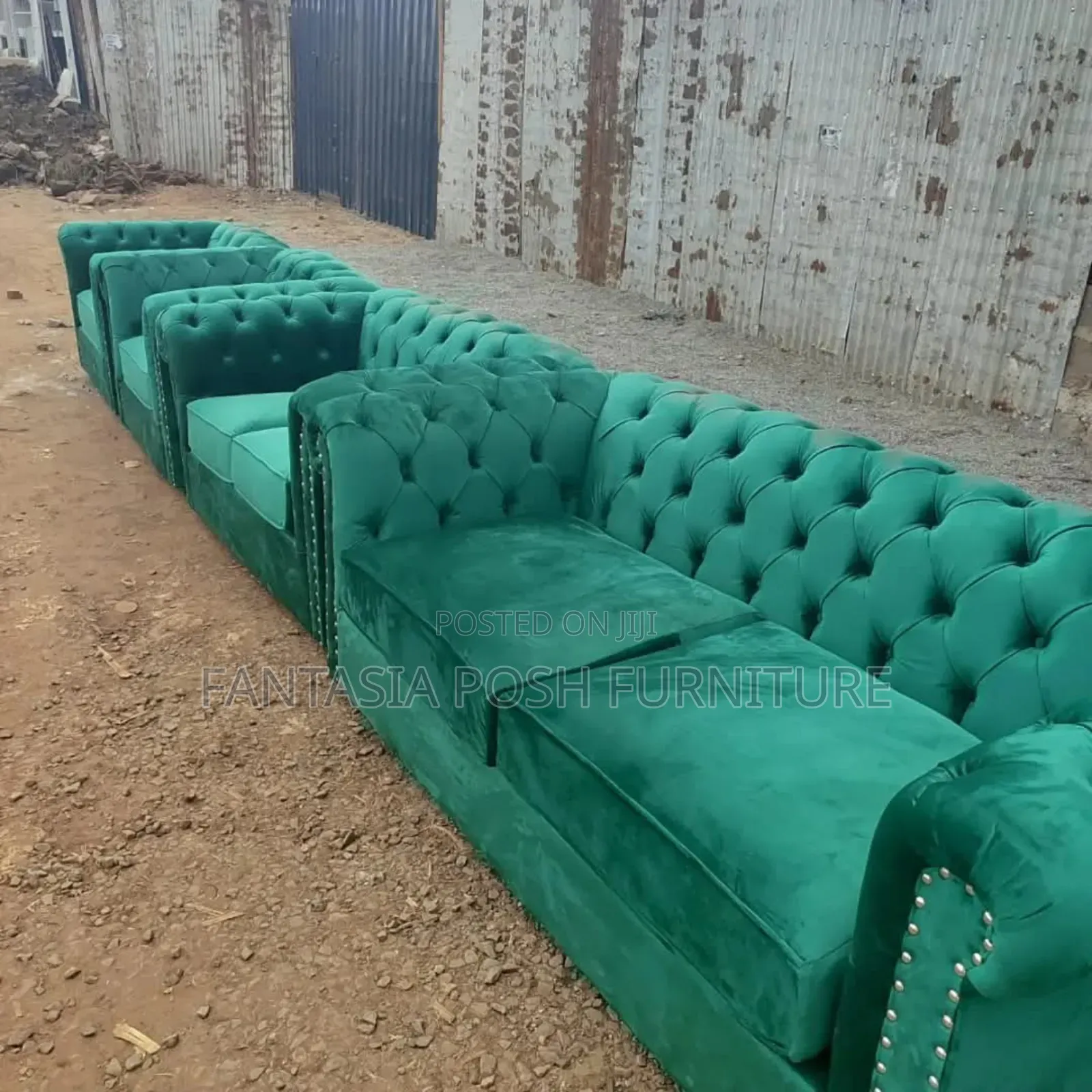 7-Seater Emerald Green Chester Sofa - Free Delivery