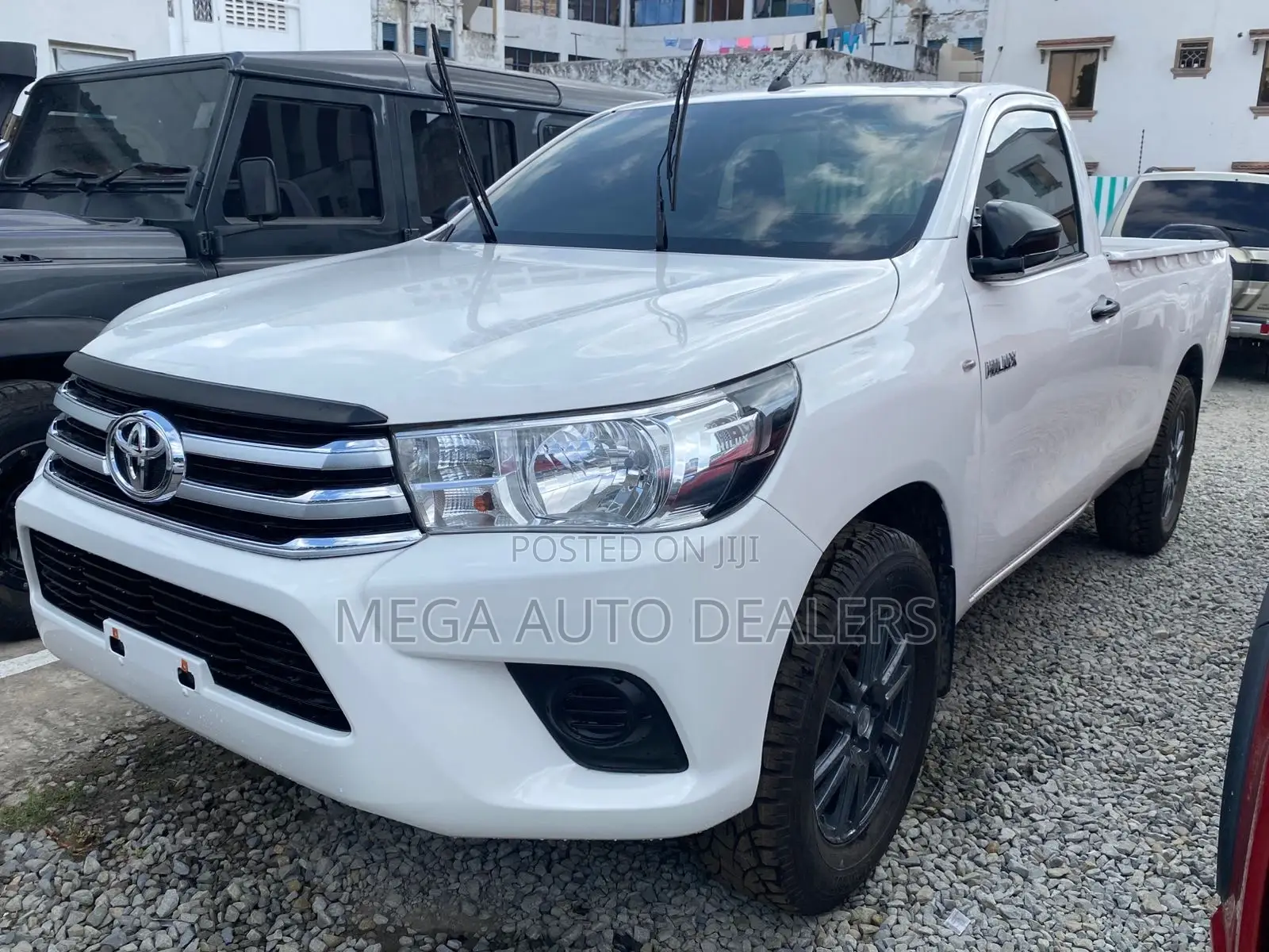 Toyota Hilux 2018 White