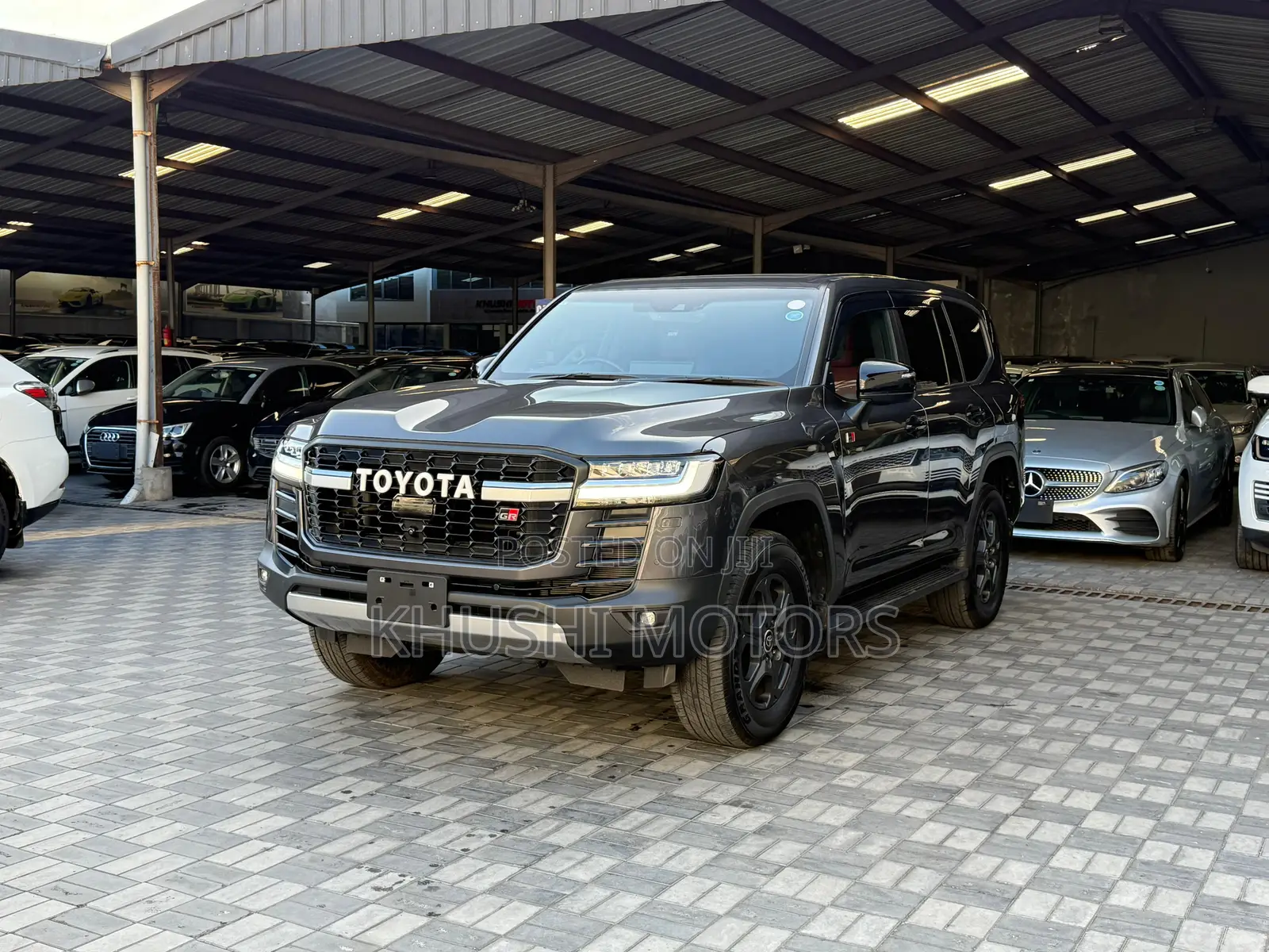 Toyota Land Cruiser 2023 Gray