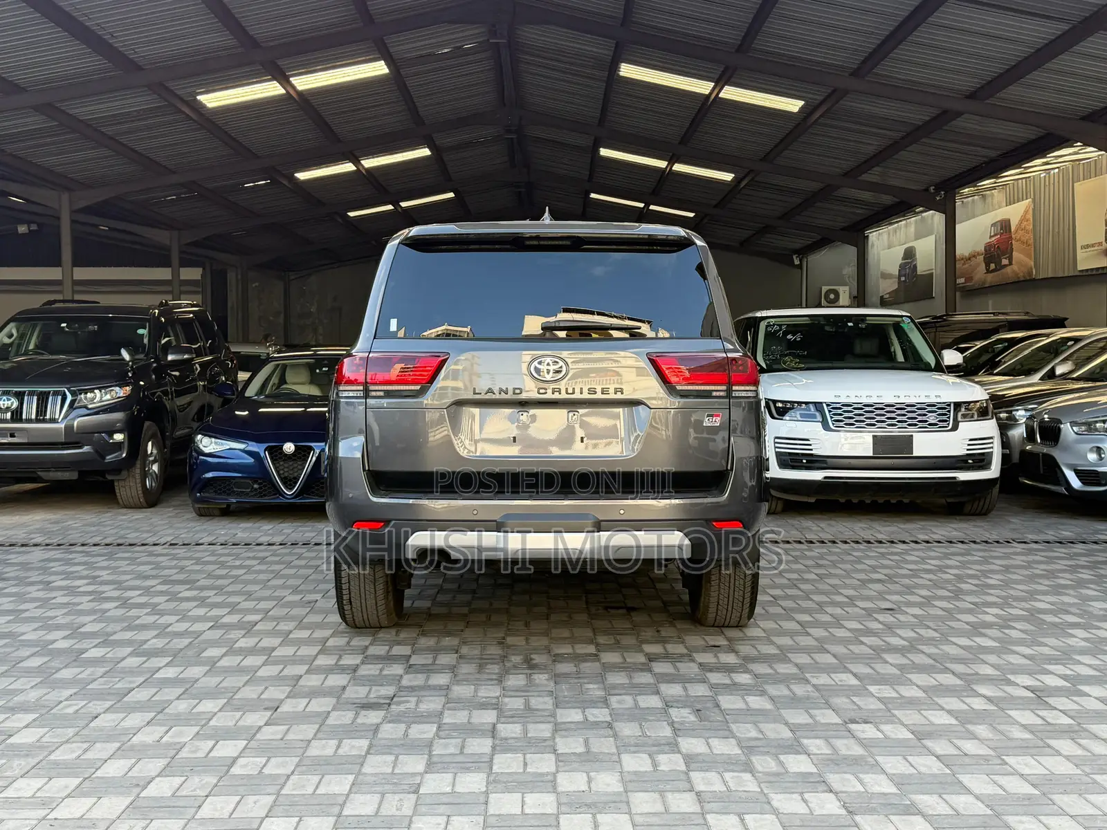 Toyota Land Cruiser 2023 Gray