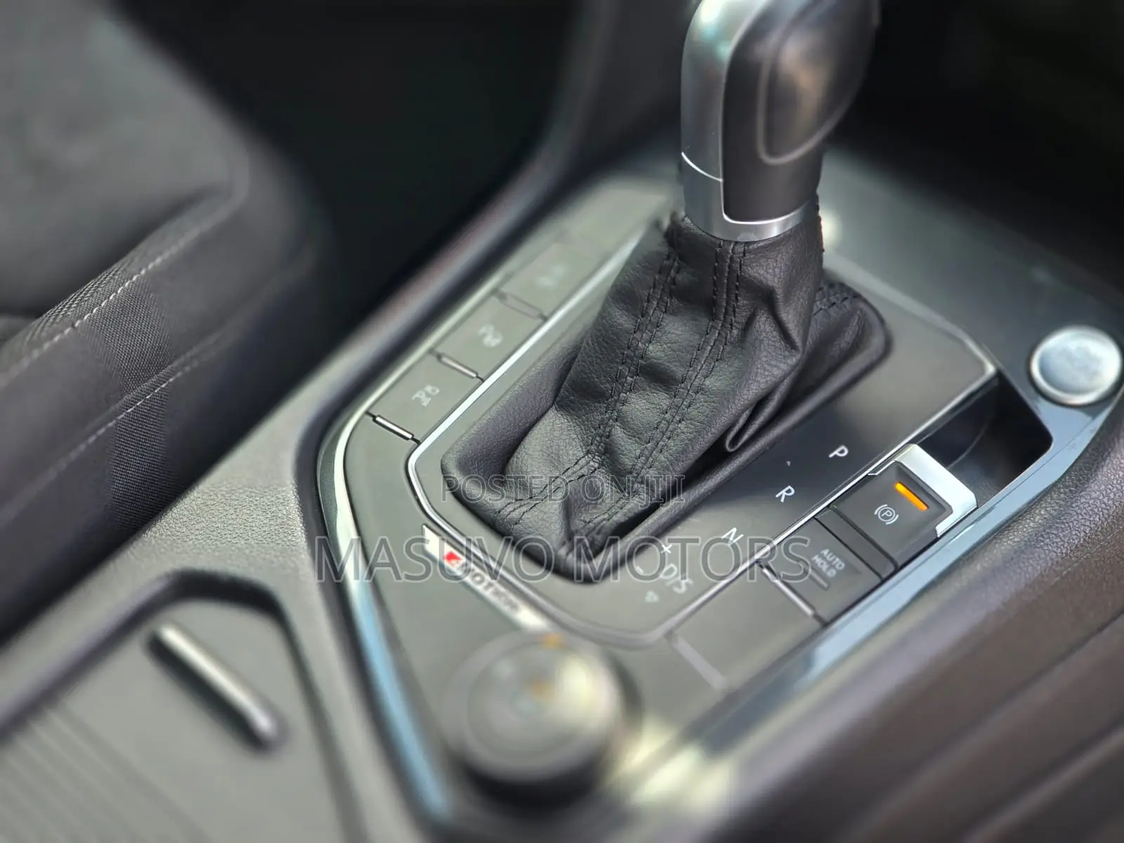 Volkswagen Tiguan 2018 Gray
