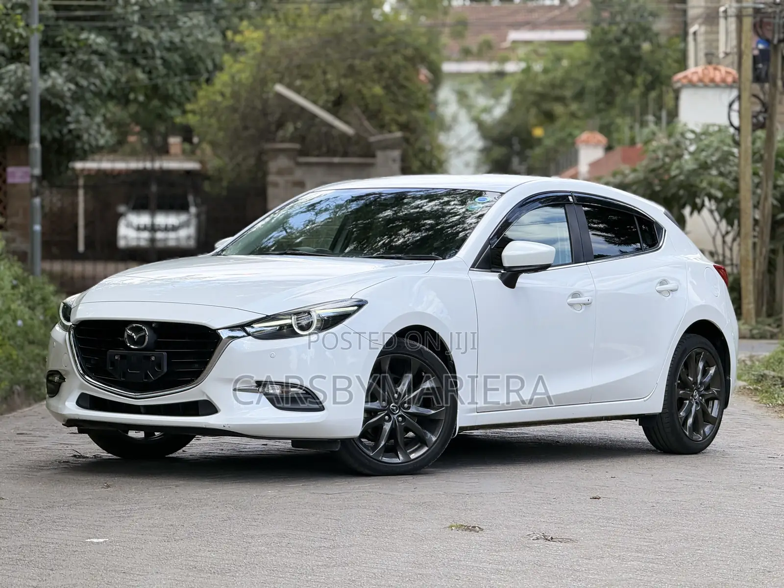 Mazda Axela 2018 White