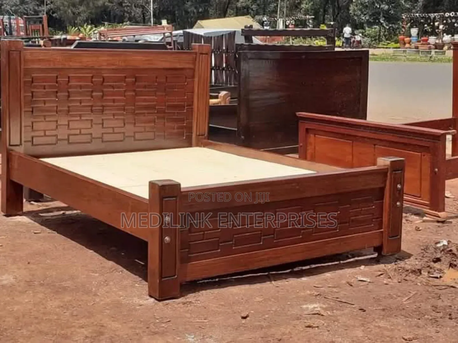 Wooden Solid 5*6 Mahogany Bed(Solid)