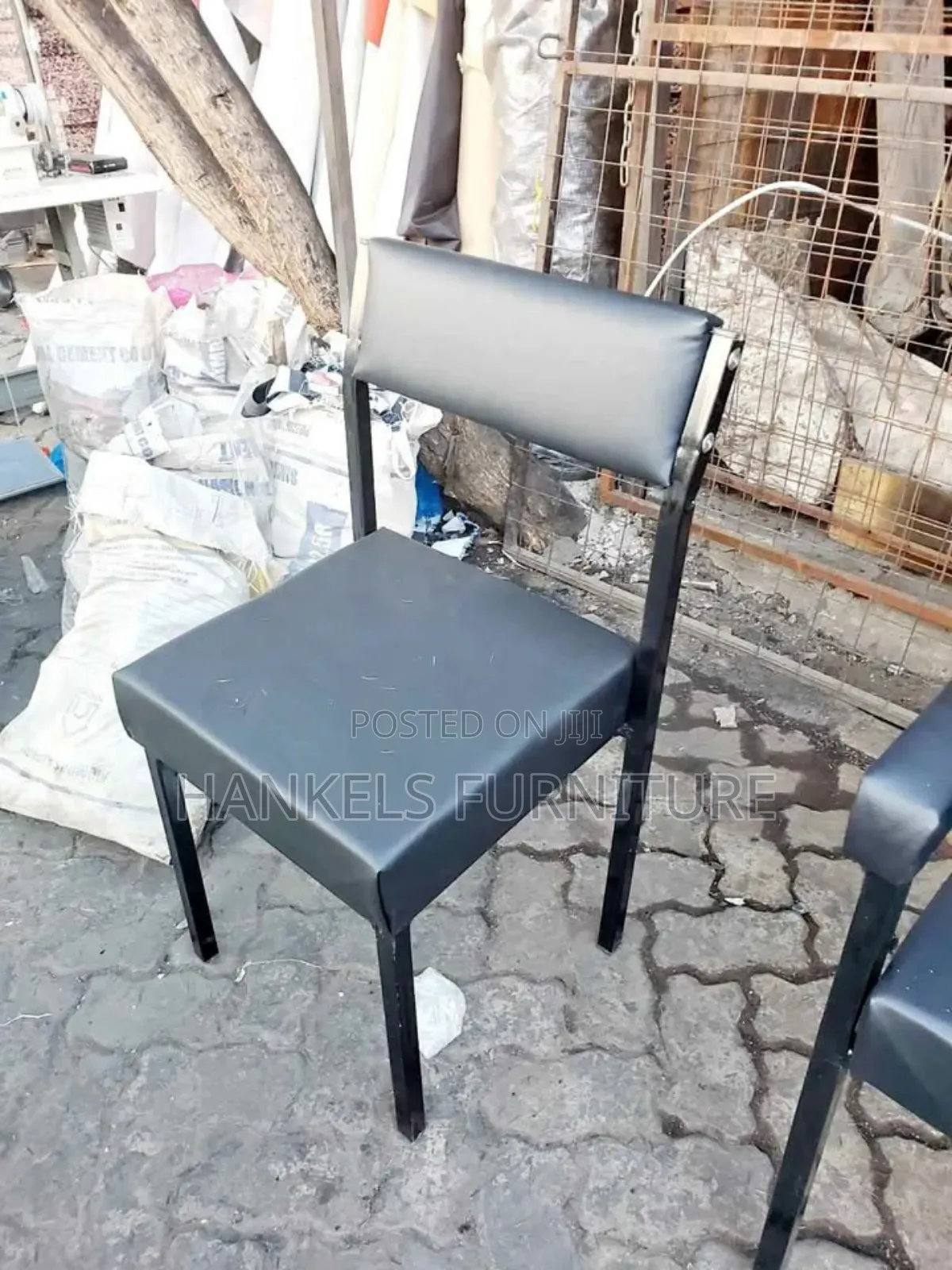 Office Guest Chair Without Casters – Strong Stylish
