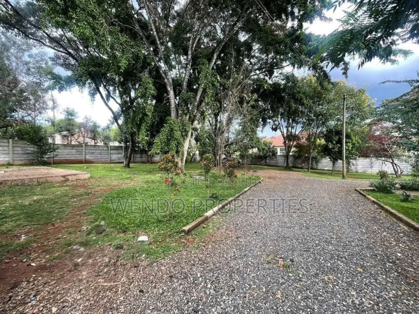 3bdrm Bungalow in Karen for rent