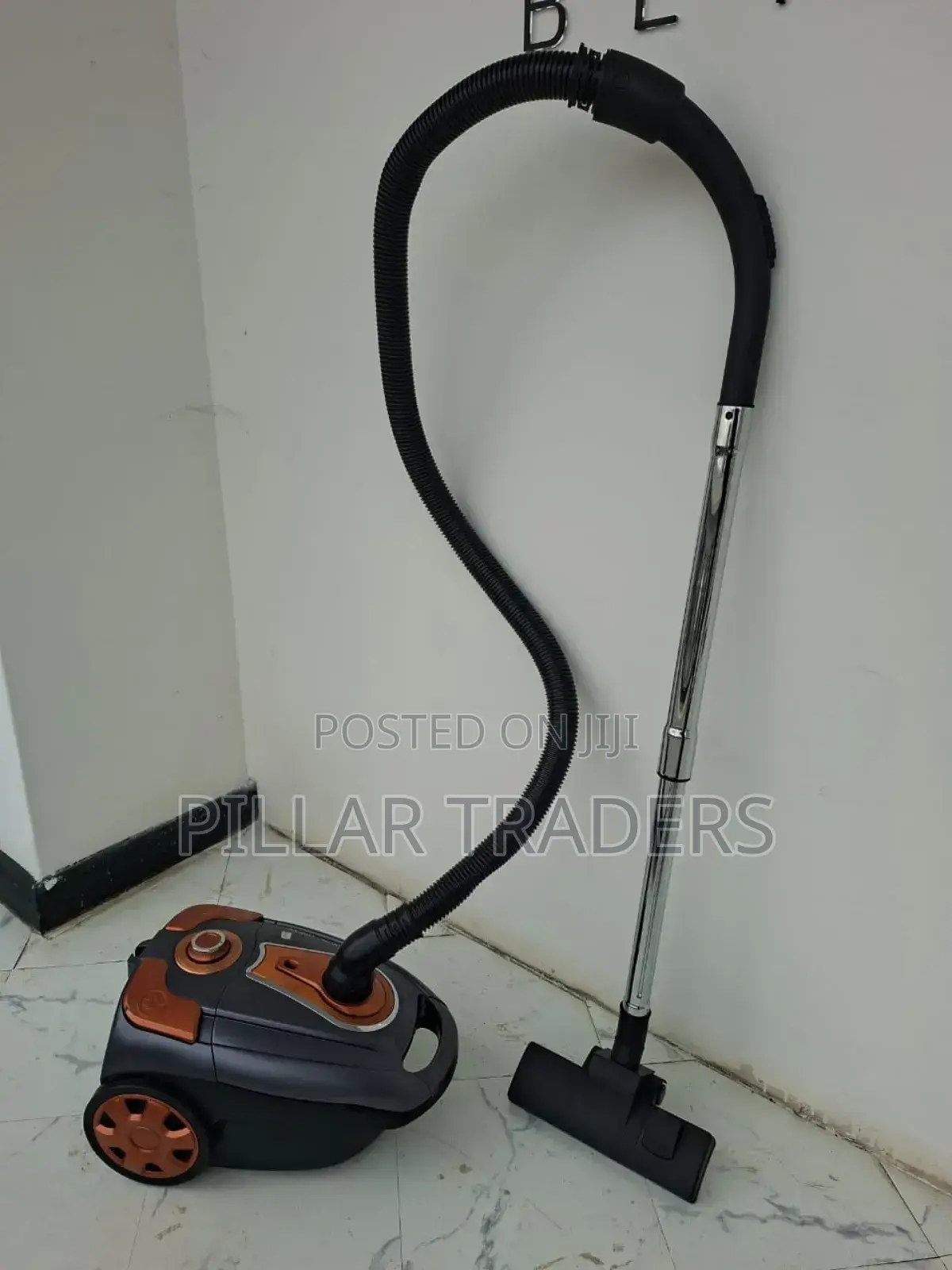 Rebune Dry Vacuum Cleaner