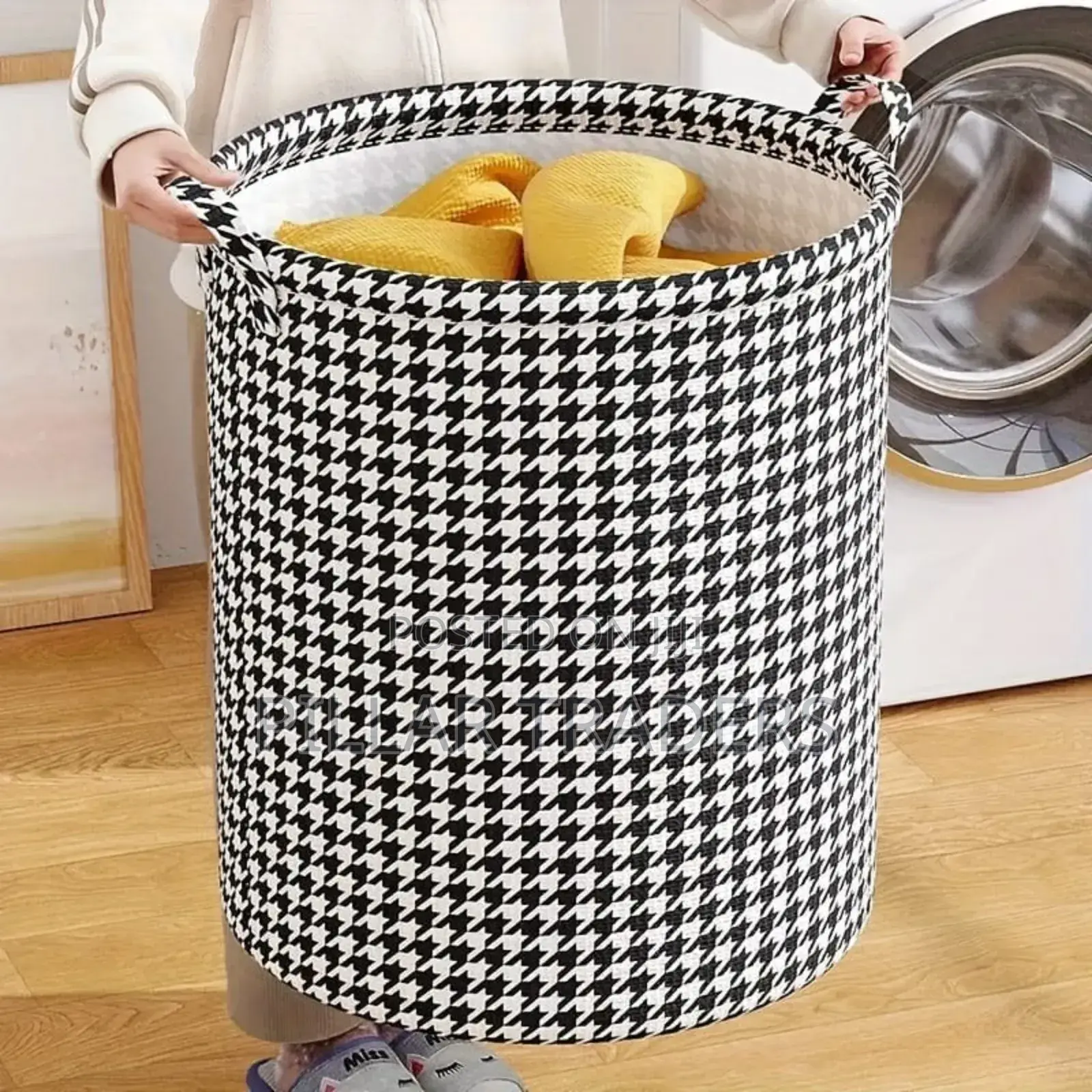 Houndstooth Laundry Hamper