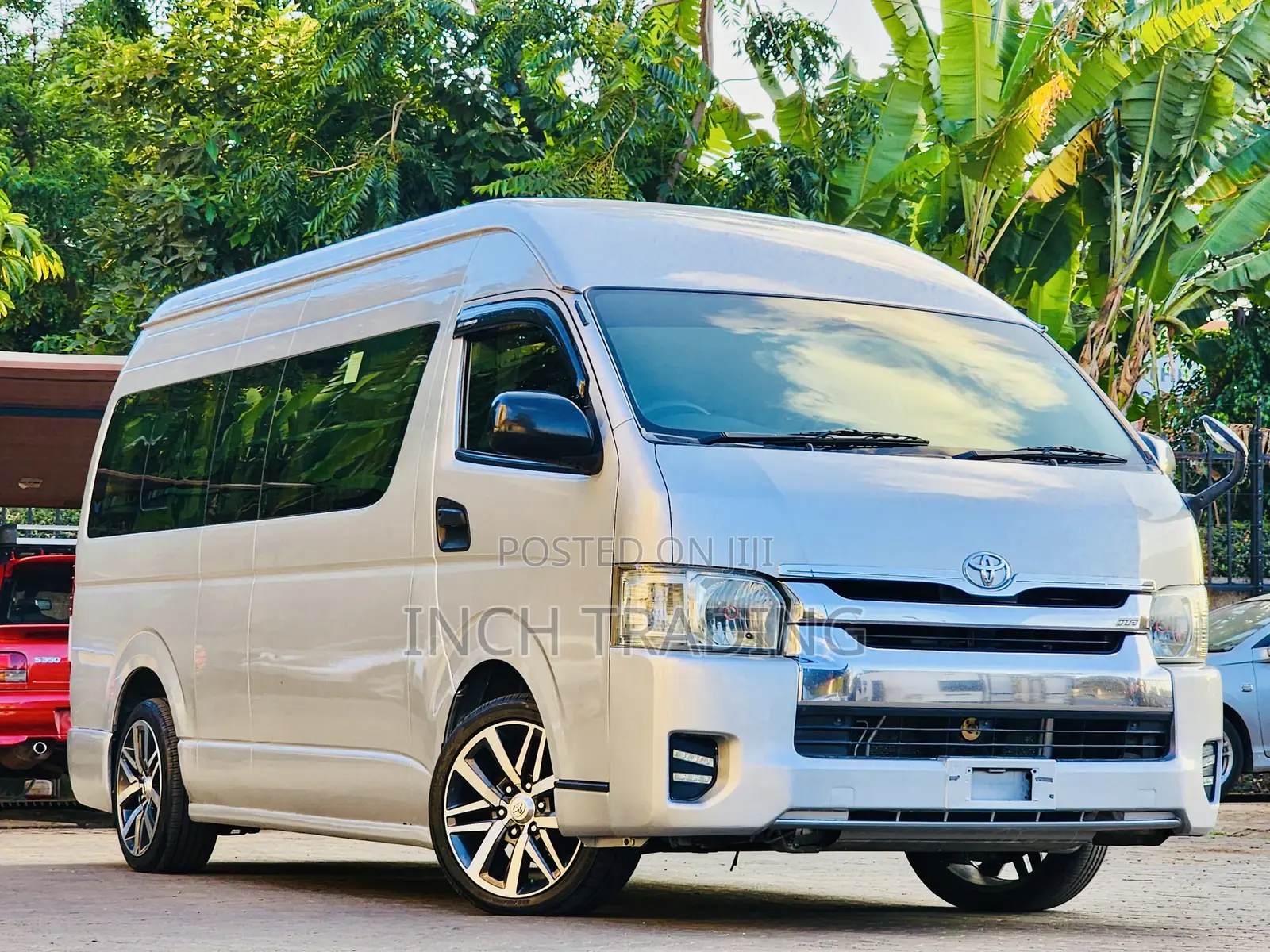 Toyota Grand HiAce 2018 Grey