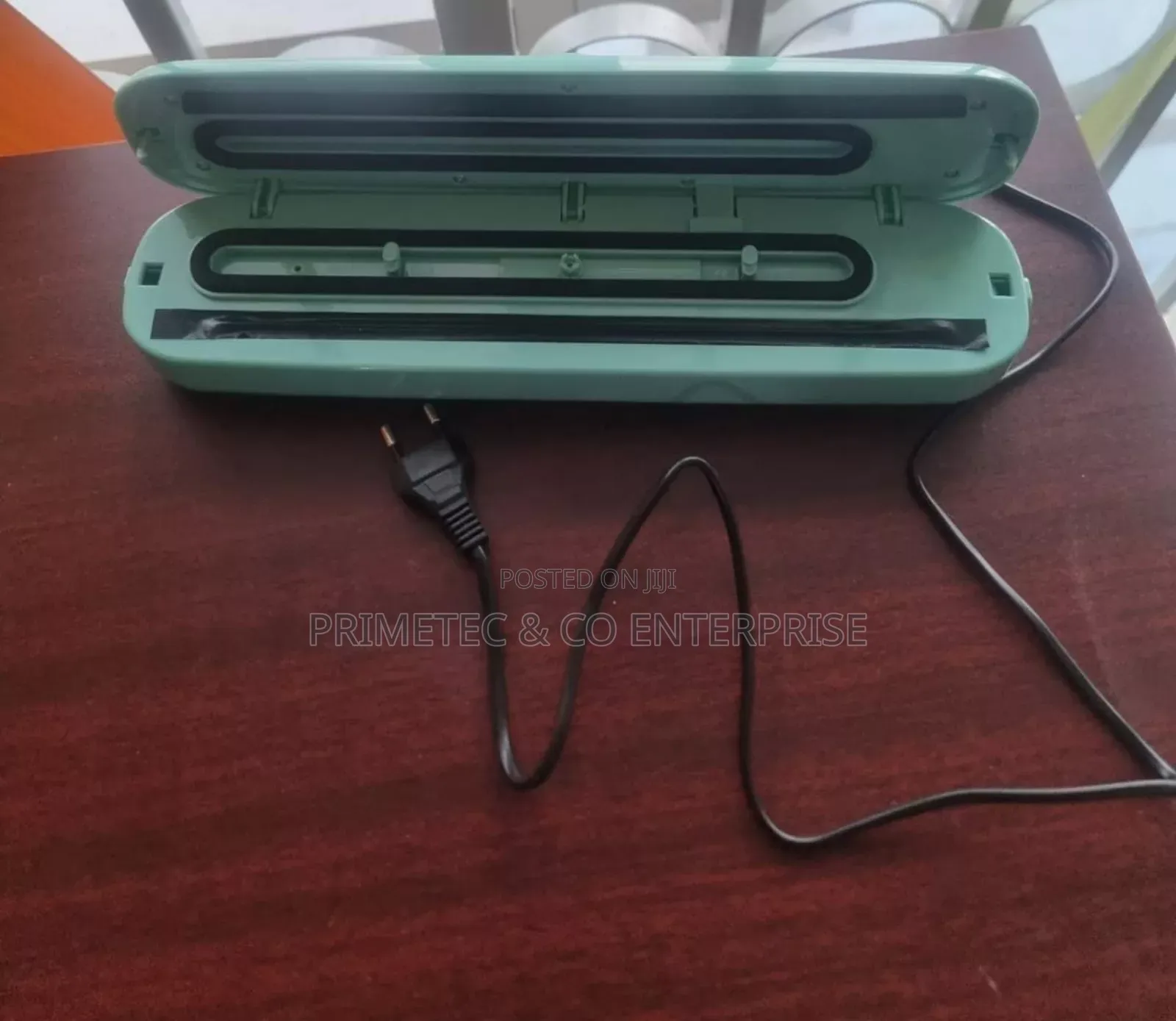 Vacuum Sealer Machine