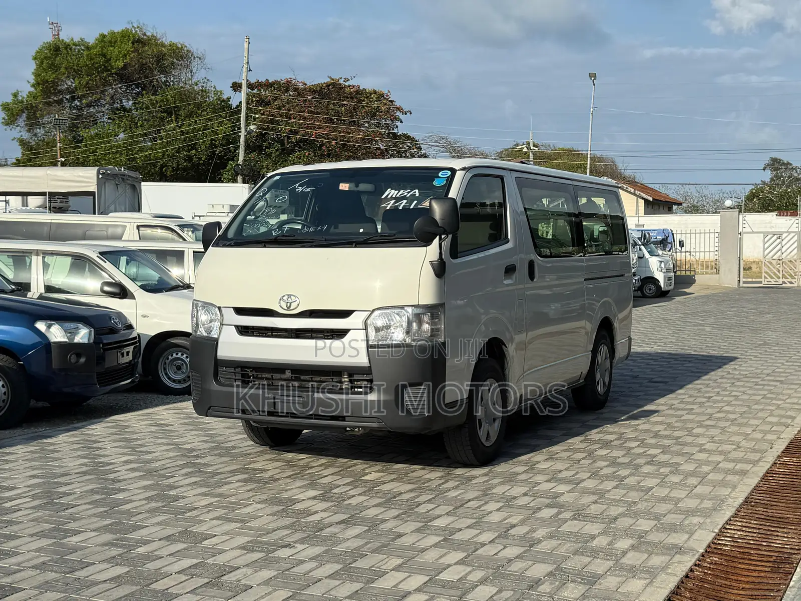 Toyota HiAce 2018