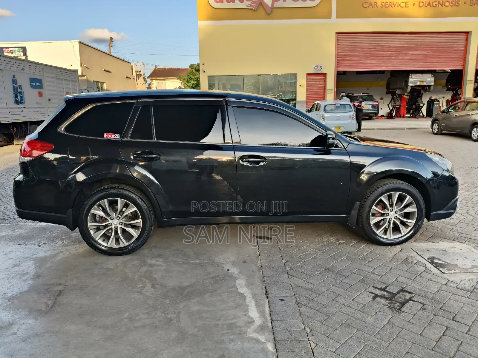 Subaru Outback 2012 Black