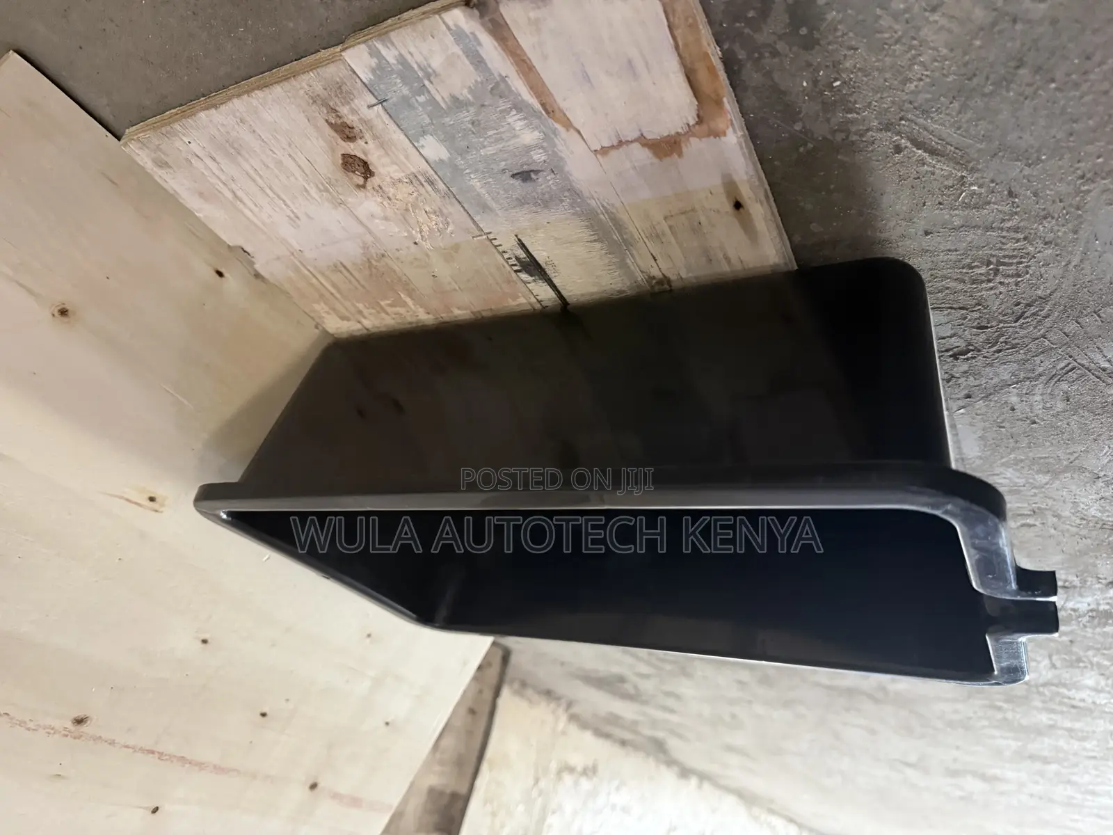 Square Type Pan for Oil, Hydraulic Oil, and Kind of Fluids
