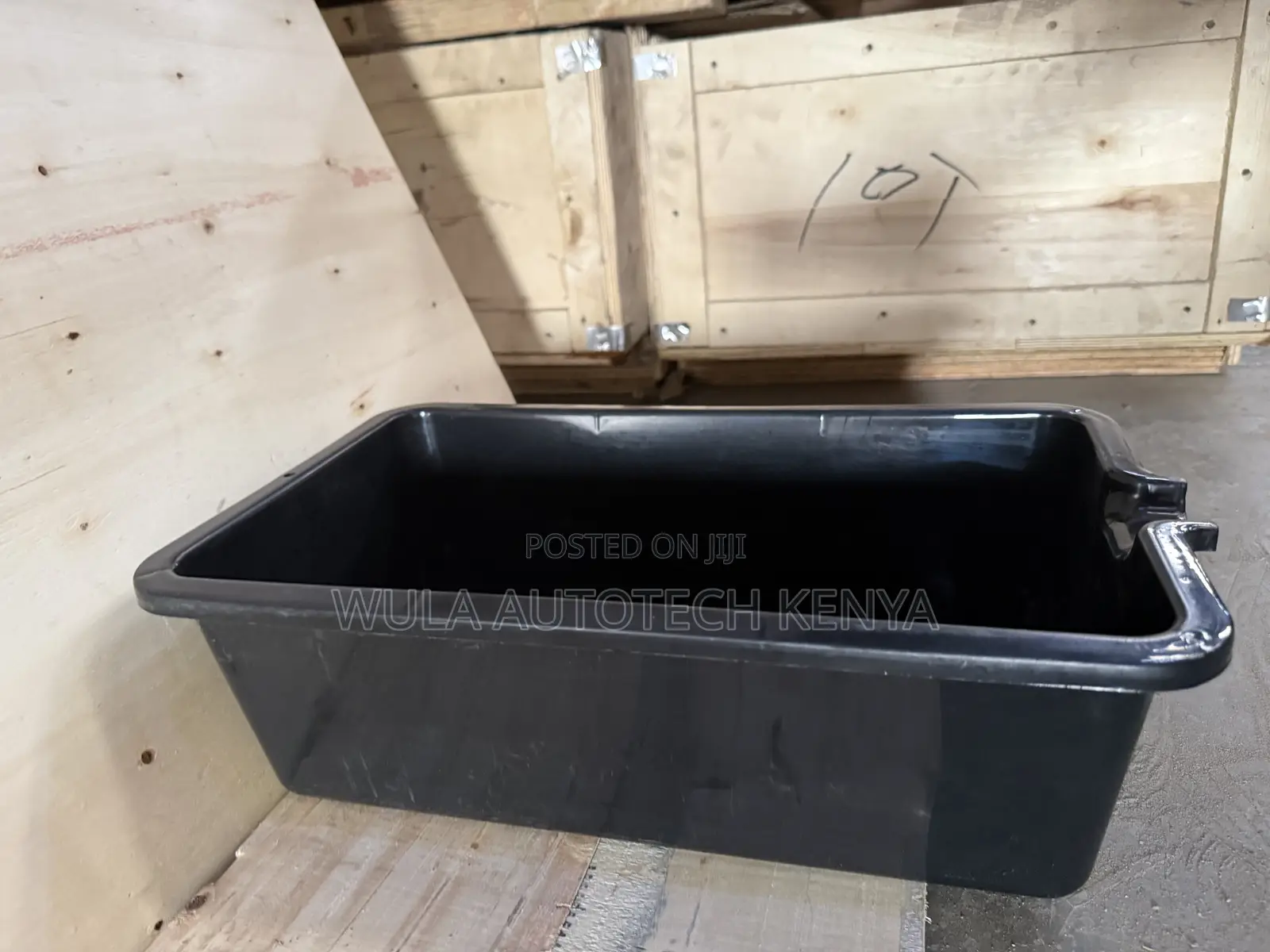 Square Type Pan for Oil, Hydraulic Oil, and Kind of Fluids