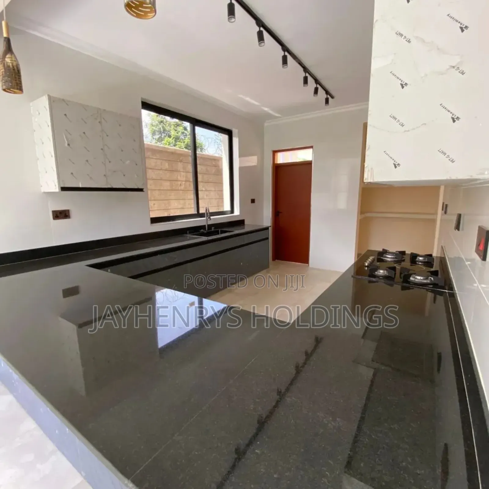 4bdrm House in Kiambu / Kiambu  for sale