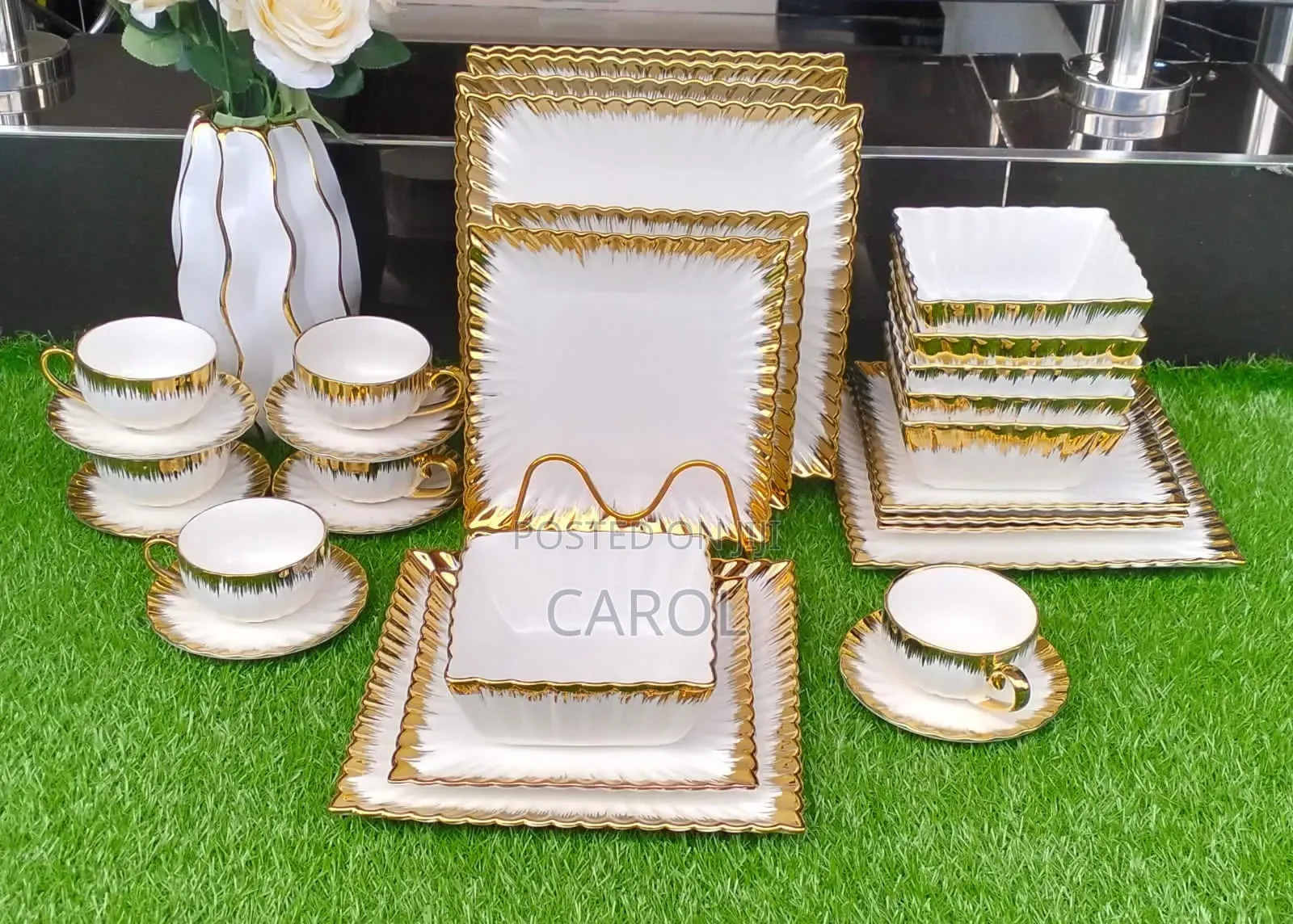 30pcs White Dinner Set With Gold Rim