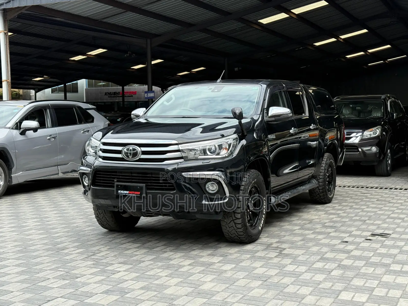Toyota Hilux 2018 Black