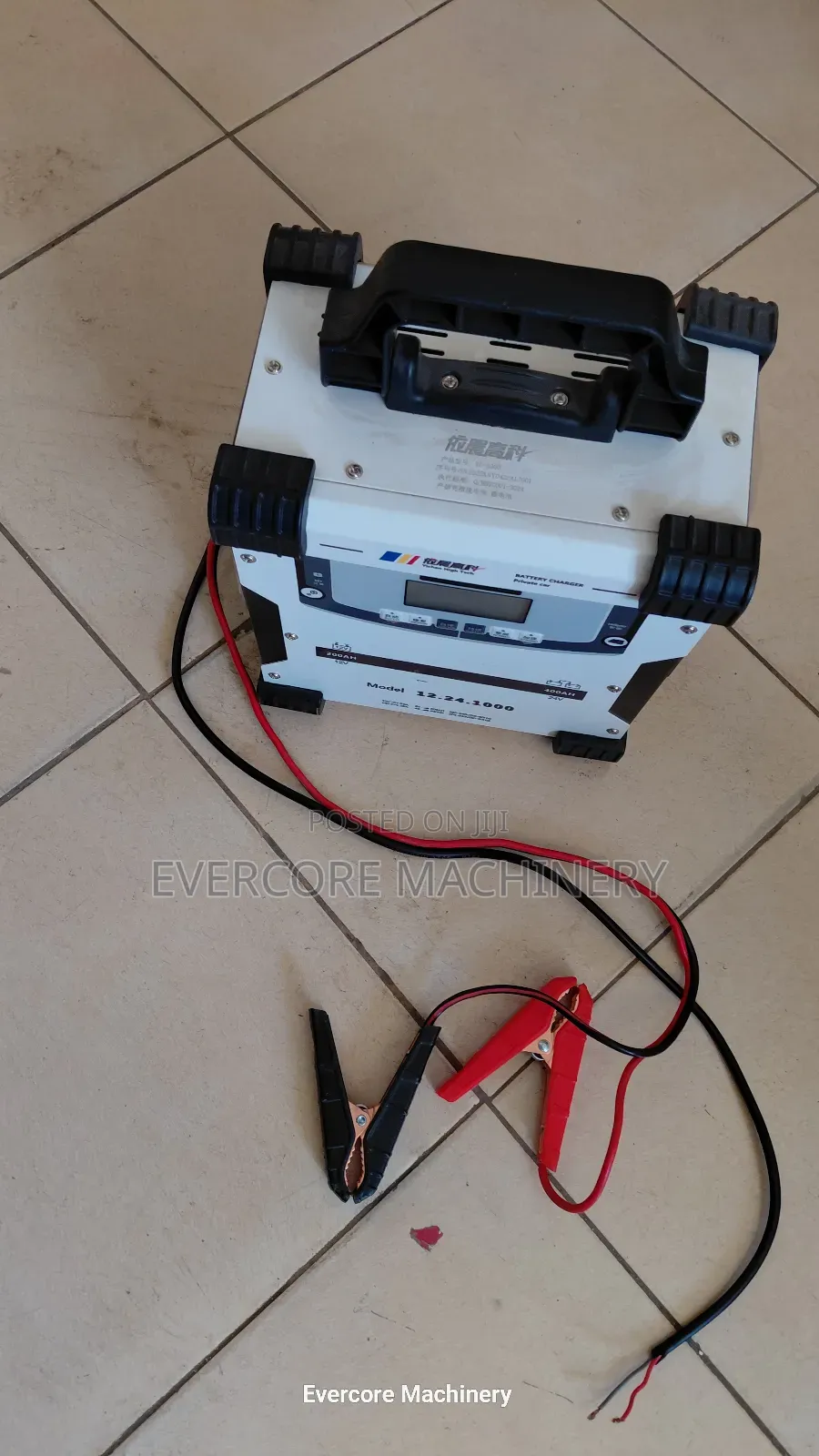 High Quality Private Car Battery Charger Machine 12/24v .